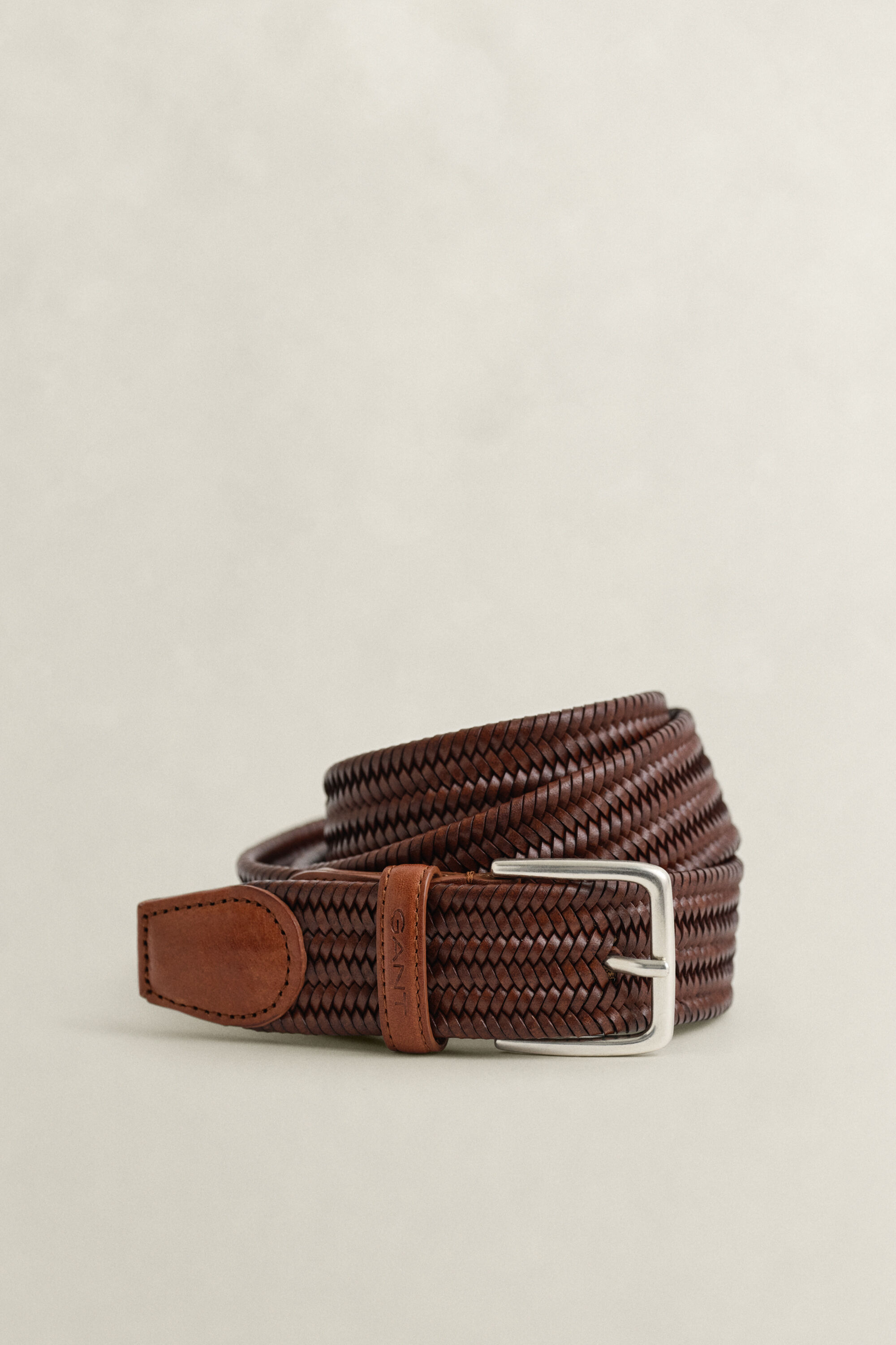 Cintura in pelle elasticizzata intrecciata