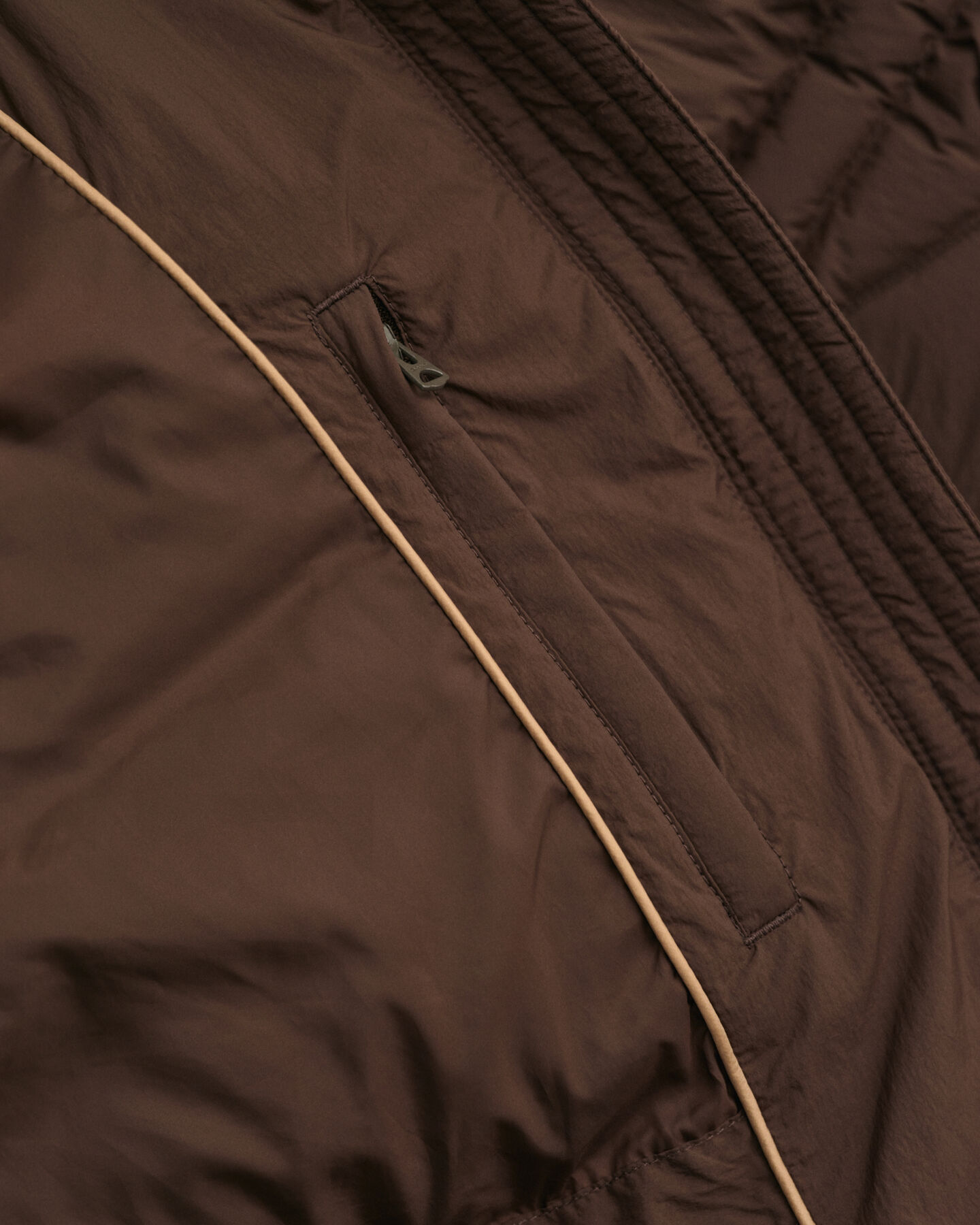 Smanicato di media lunghezza