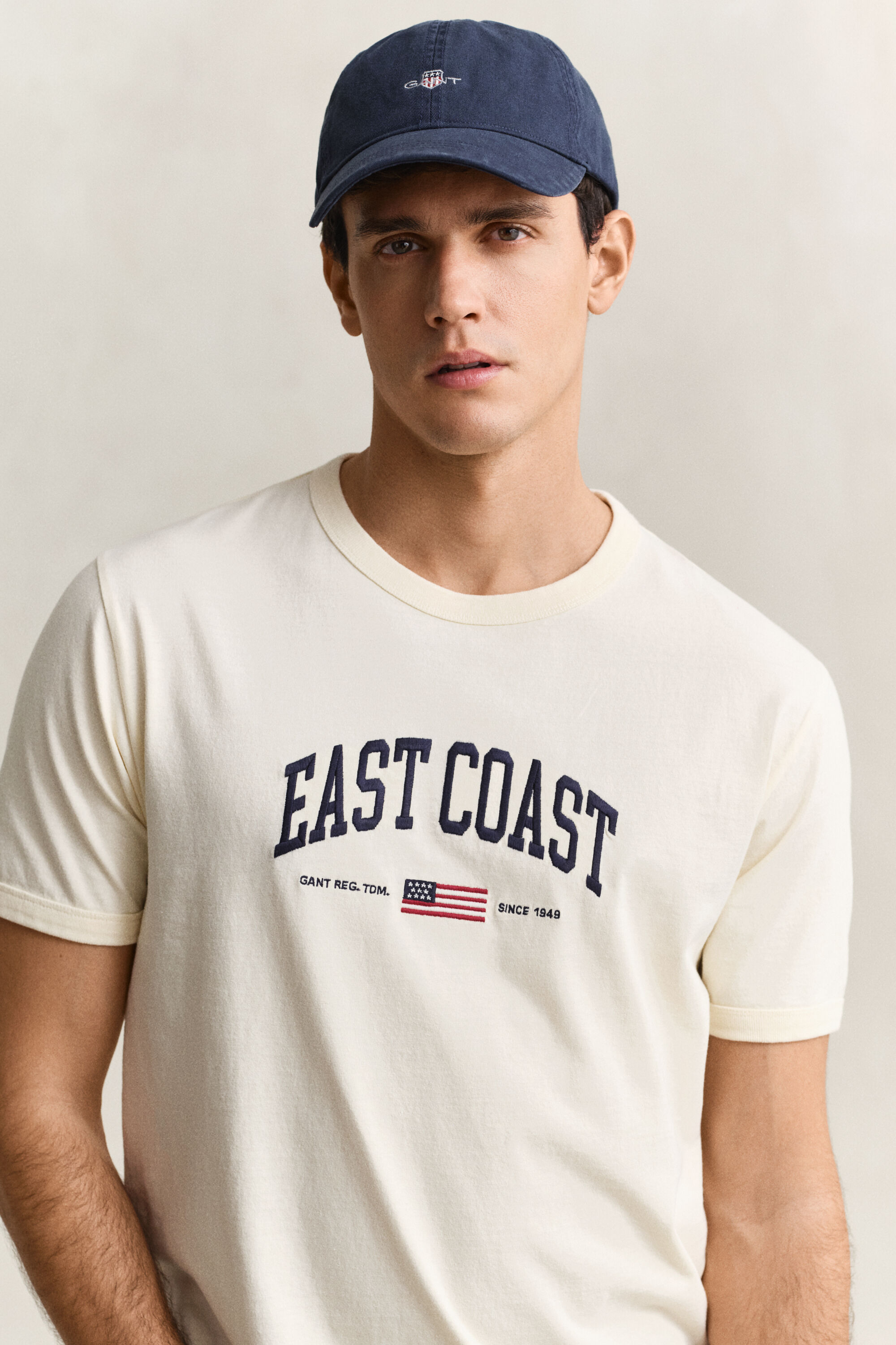 T-shirt con grafica Spray