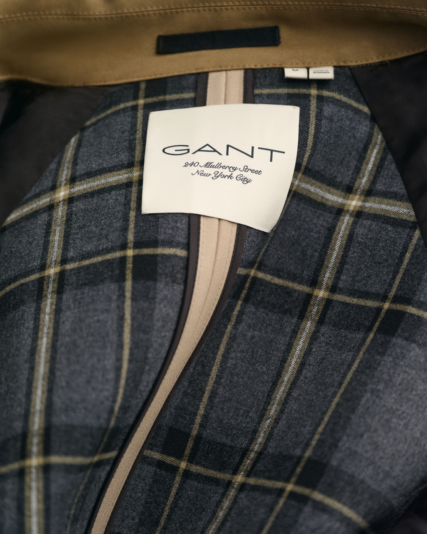 Trench lungo in cotone pesante