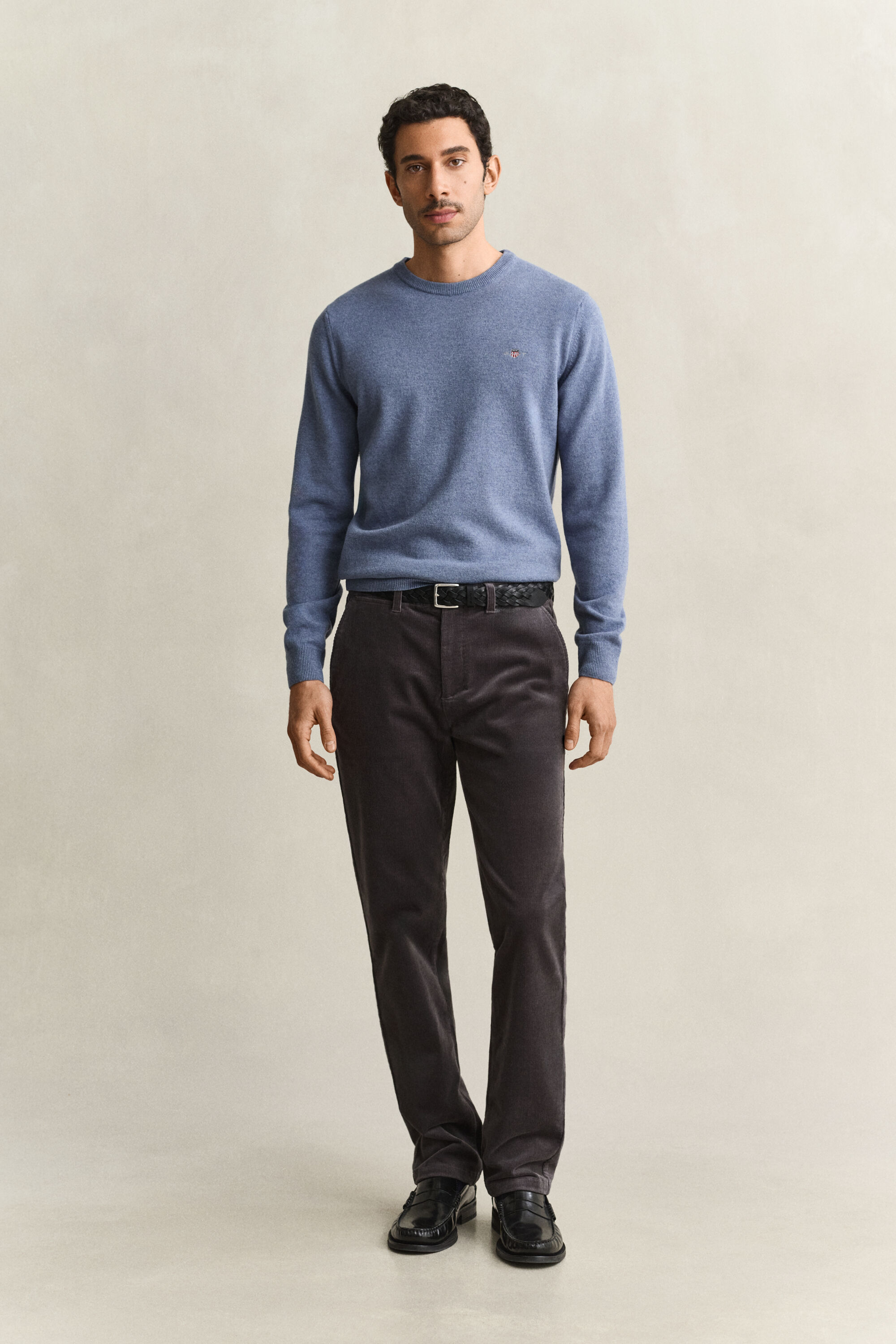 Pantaloni chino in velluto a coste regular