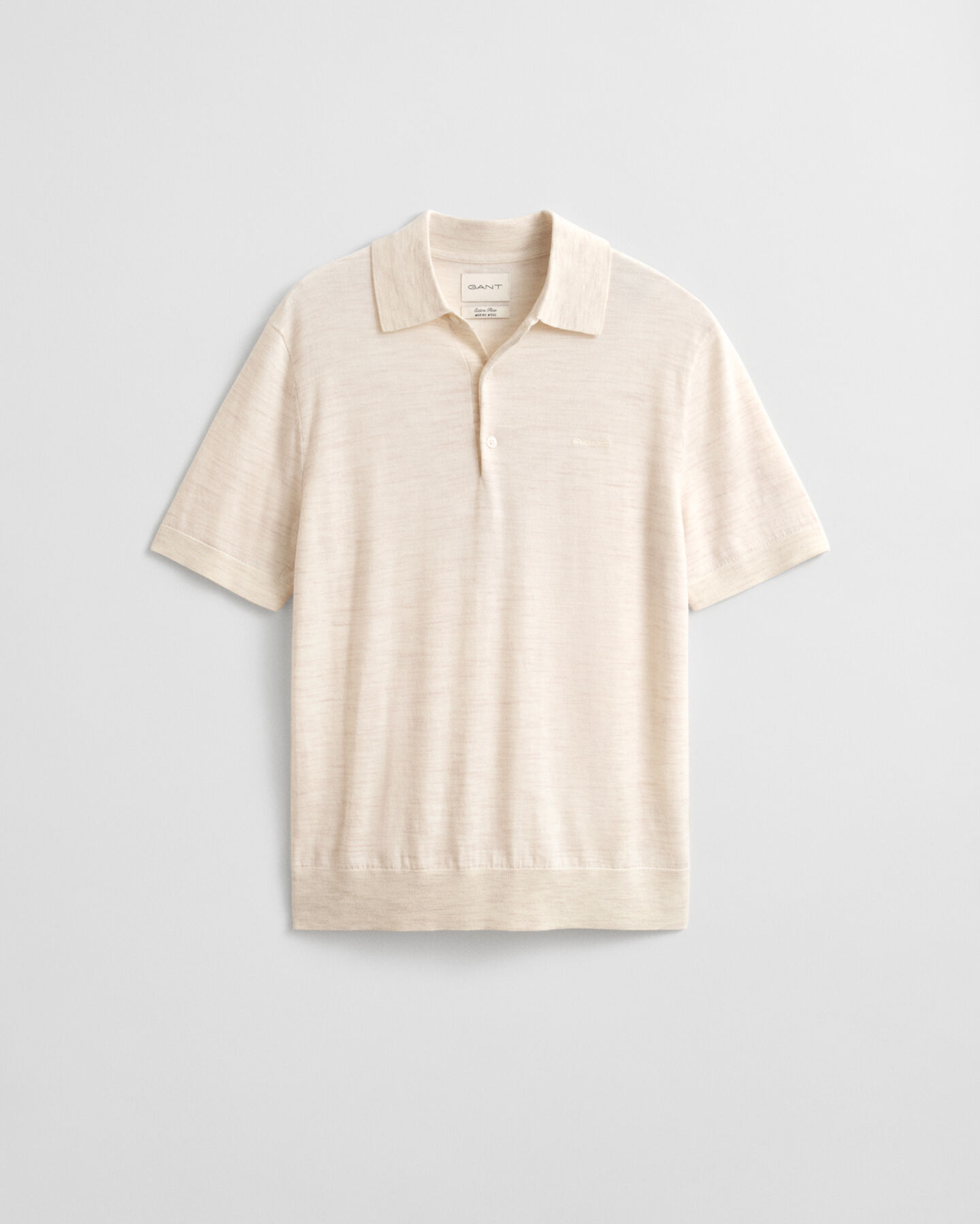 Polo a maniche corte realizzata in pregiata lana merino