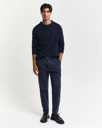 Pantaloni chino in tela stretti in fondo regular fit