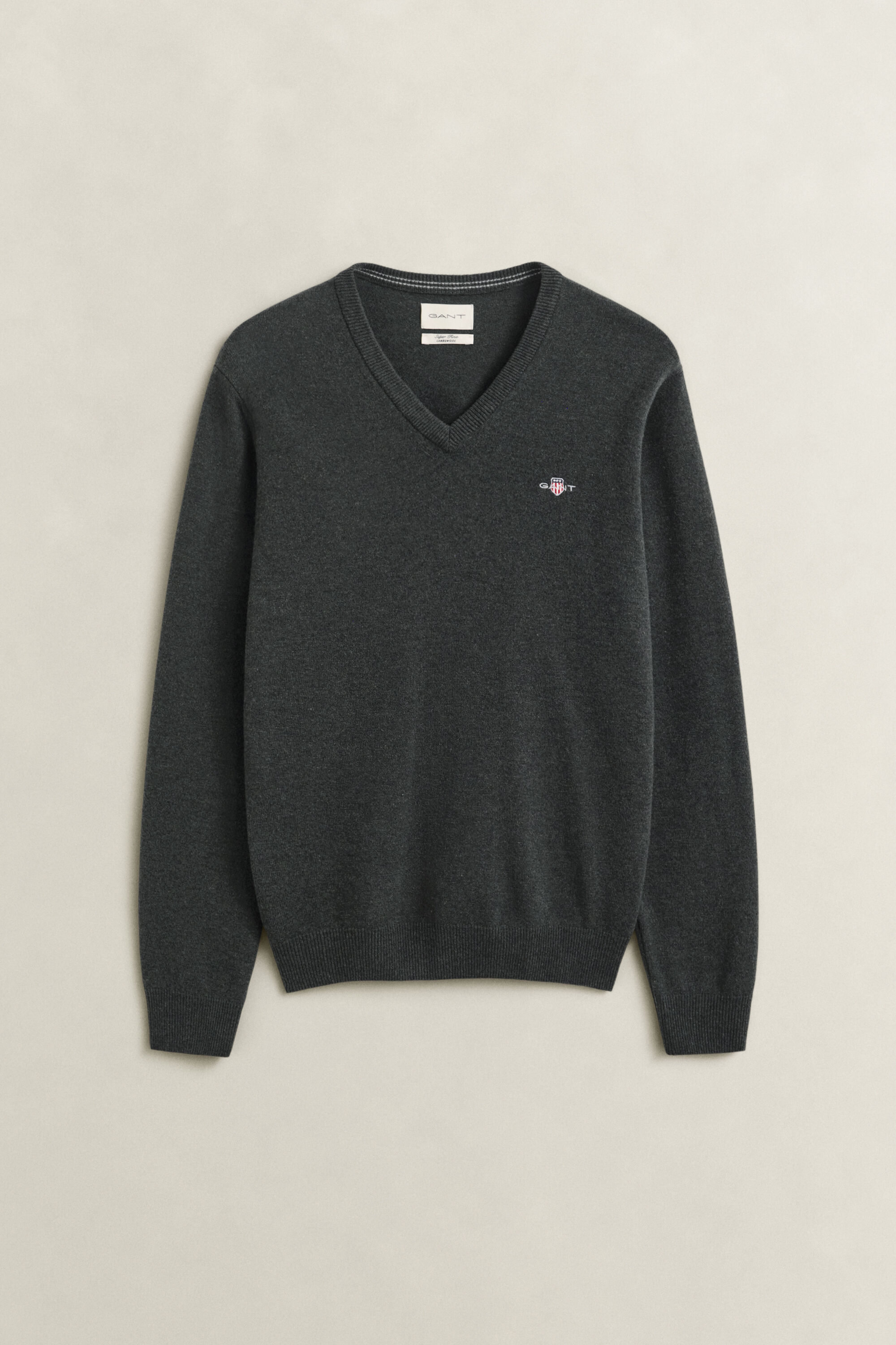 Maglia con scollo a V in lana d’agnello