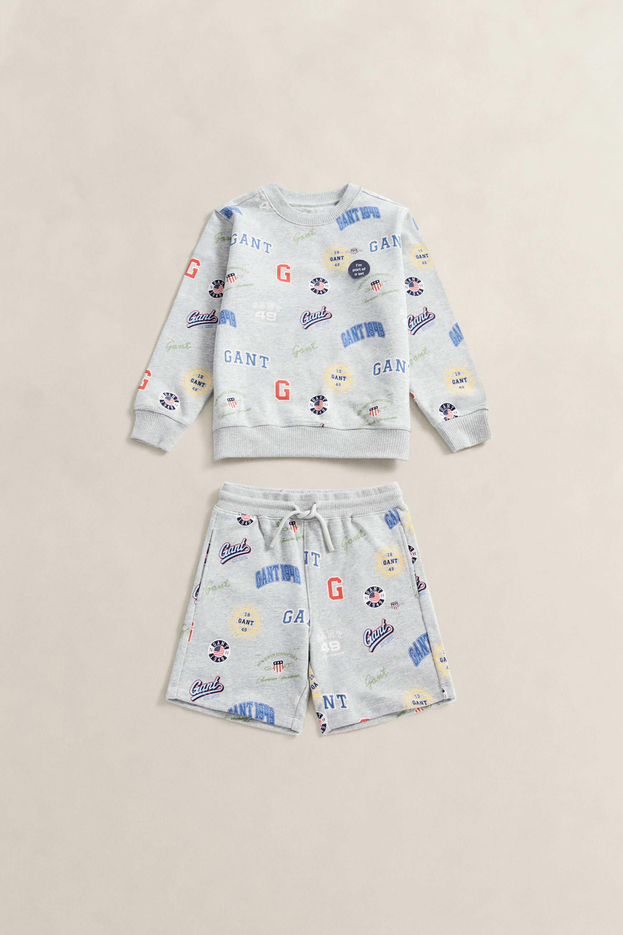 Set di pantaloncini della tuta e felpa con stampa Boys