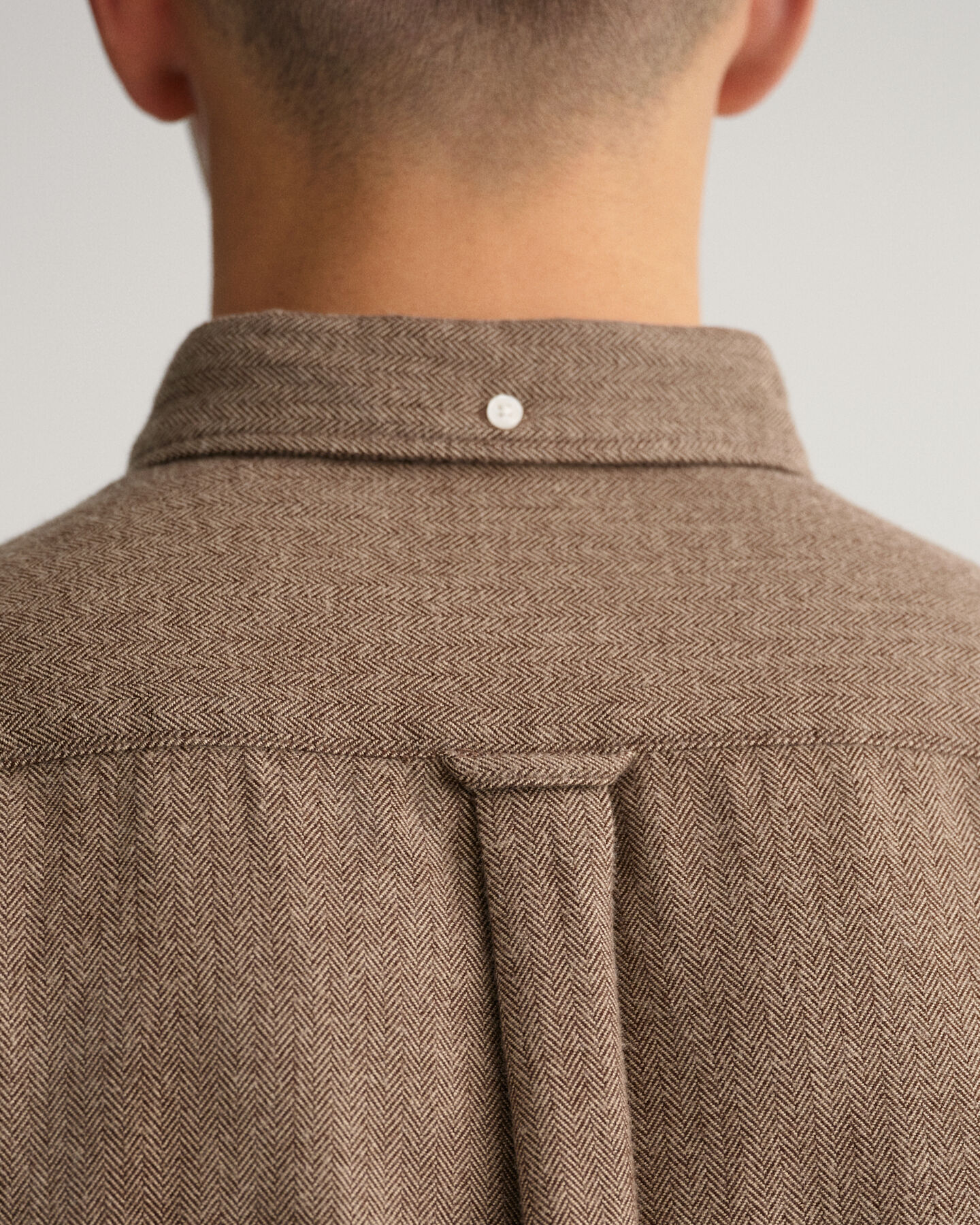 Camicia in tessuto a spina di pesce regular fit