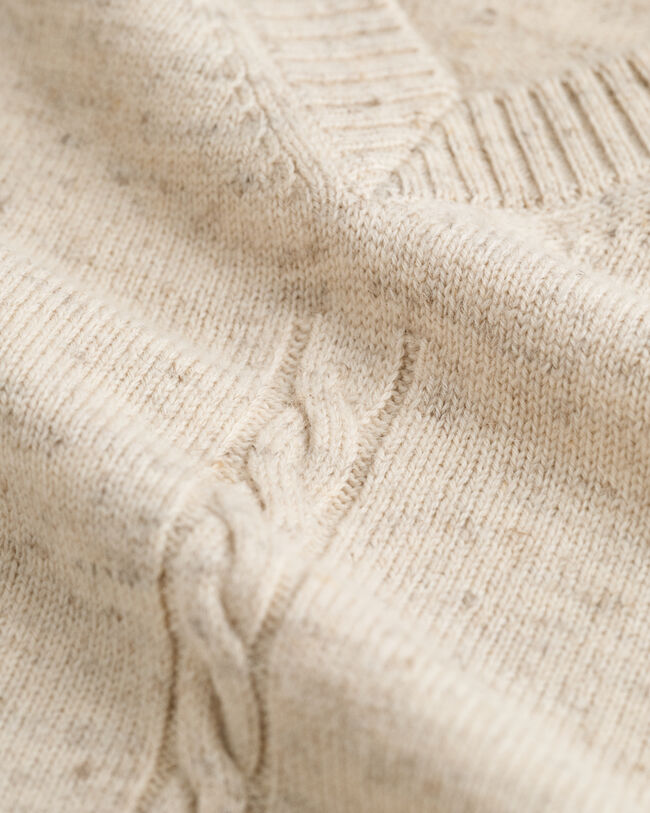 Gilet con scollo a V in maglia a trecce