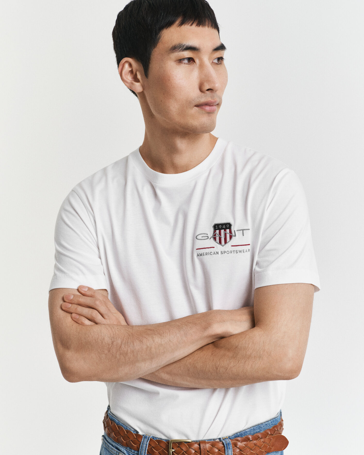 T-shirt Archive Shield ricamata