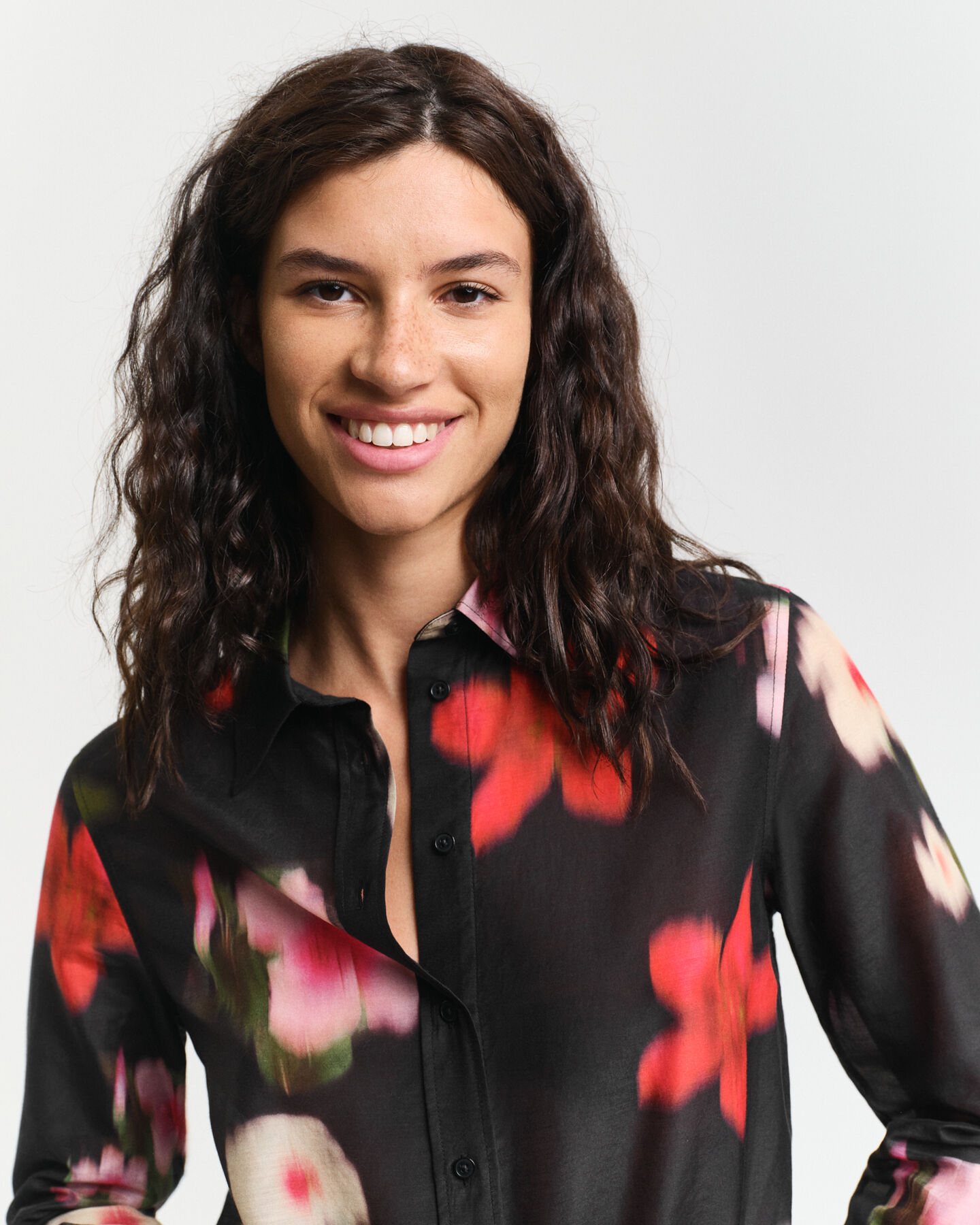 Camicia in cotone e seta a fiori regular fit
