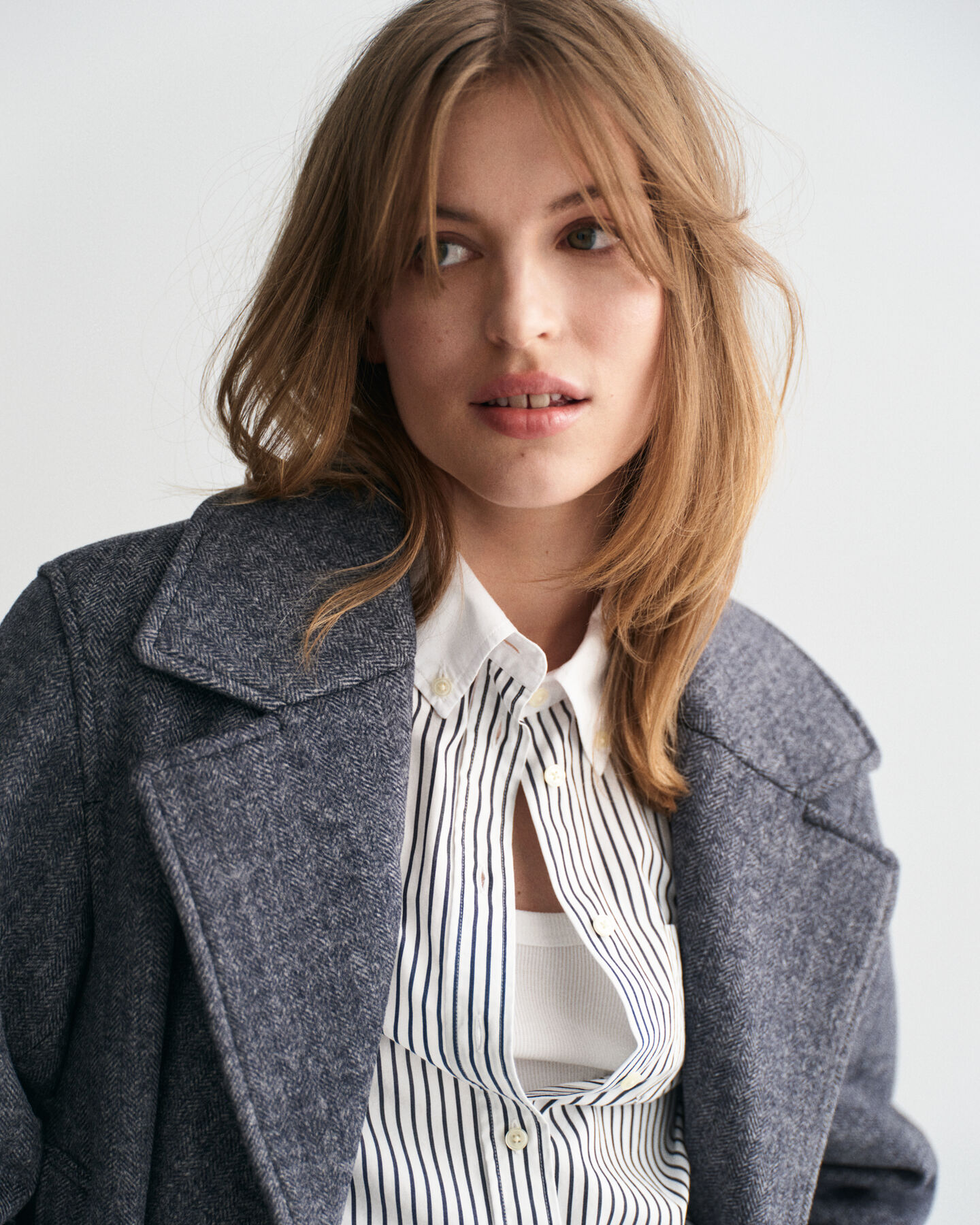 Giacca corta in lana a spina di pesce