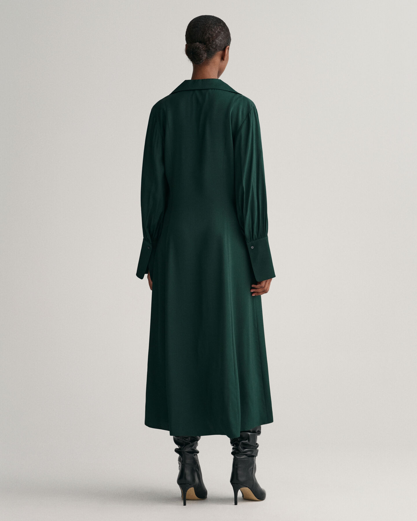 Abito con polsini alti slim fit