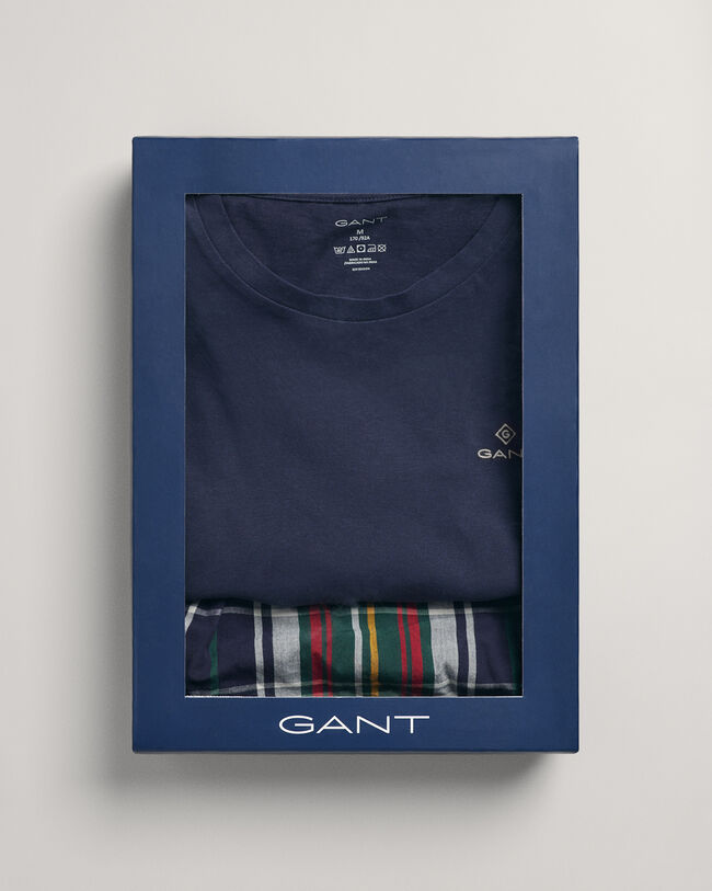 Confezione regalo con pigiama a quadri e T-shirt