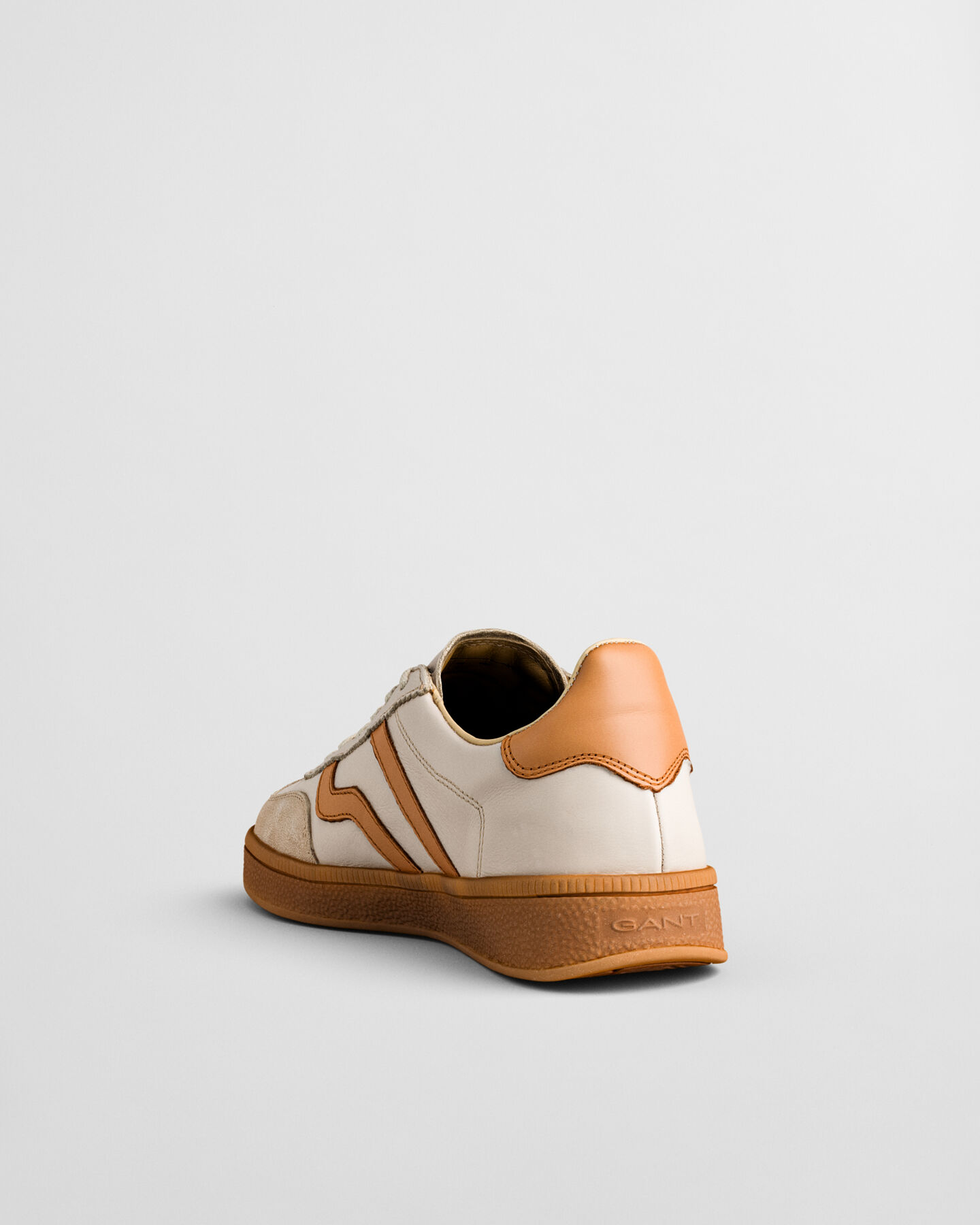 Sneakers Cuzima in camoscio