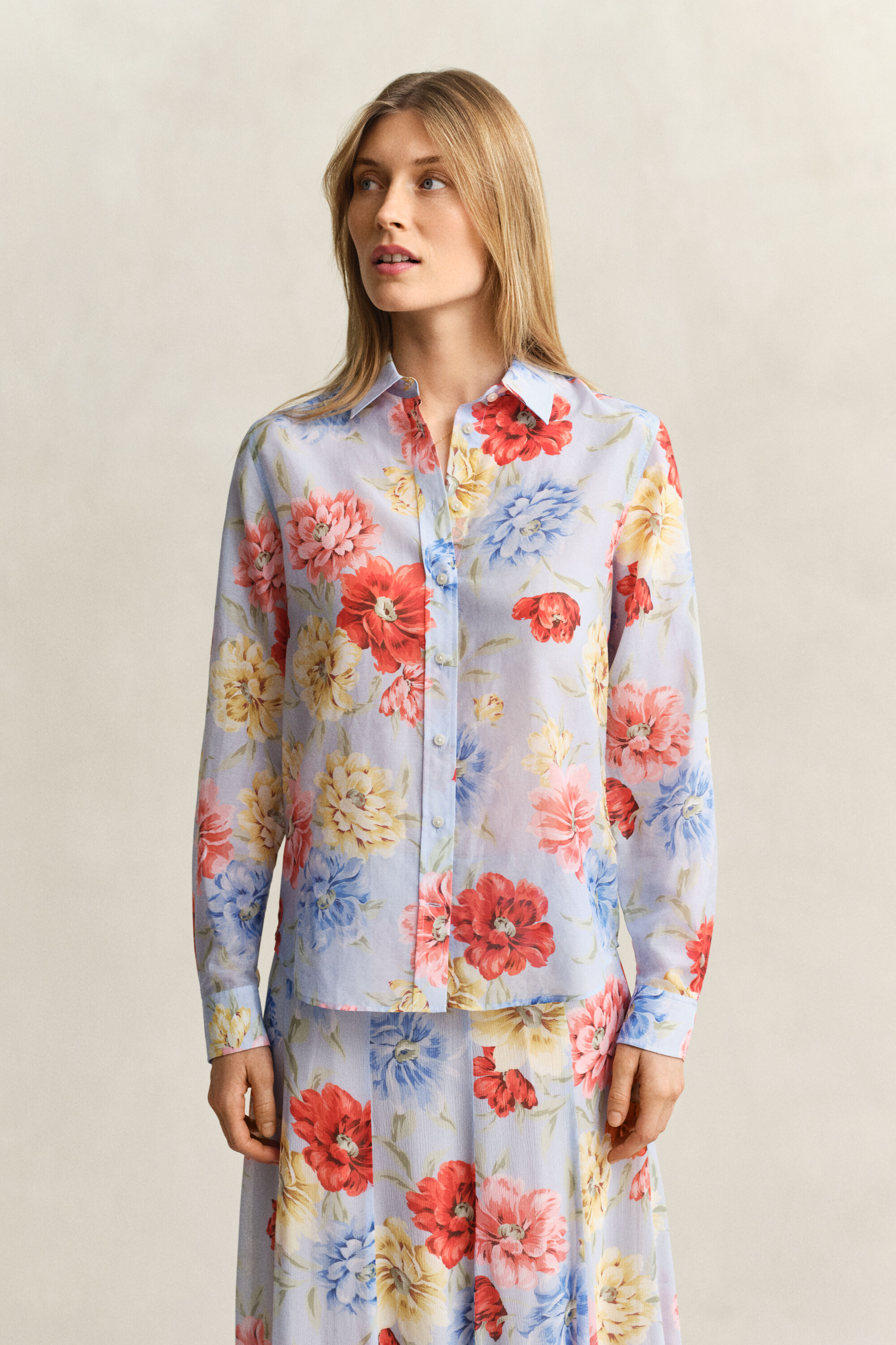 Camicia in misto seta e cotone a fiori