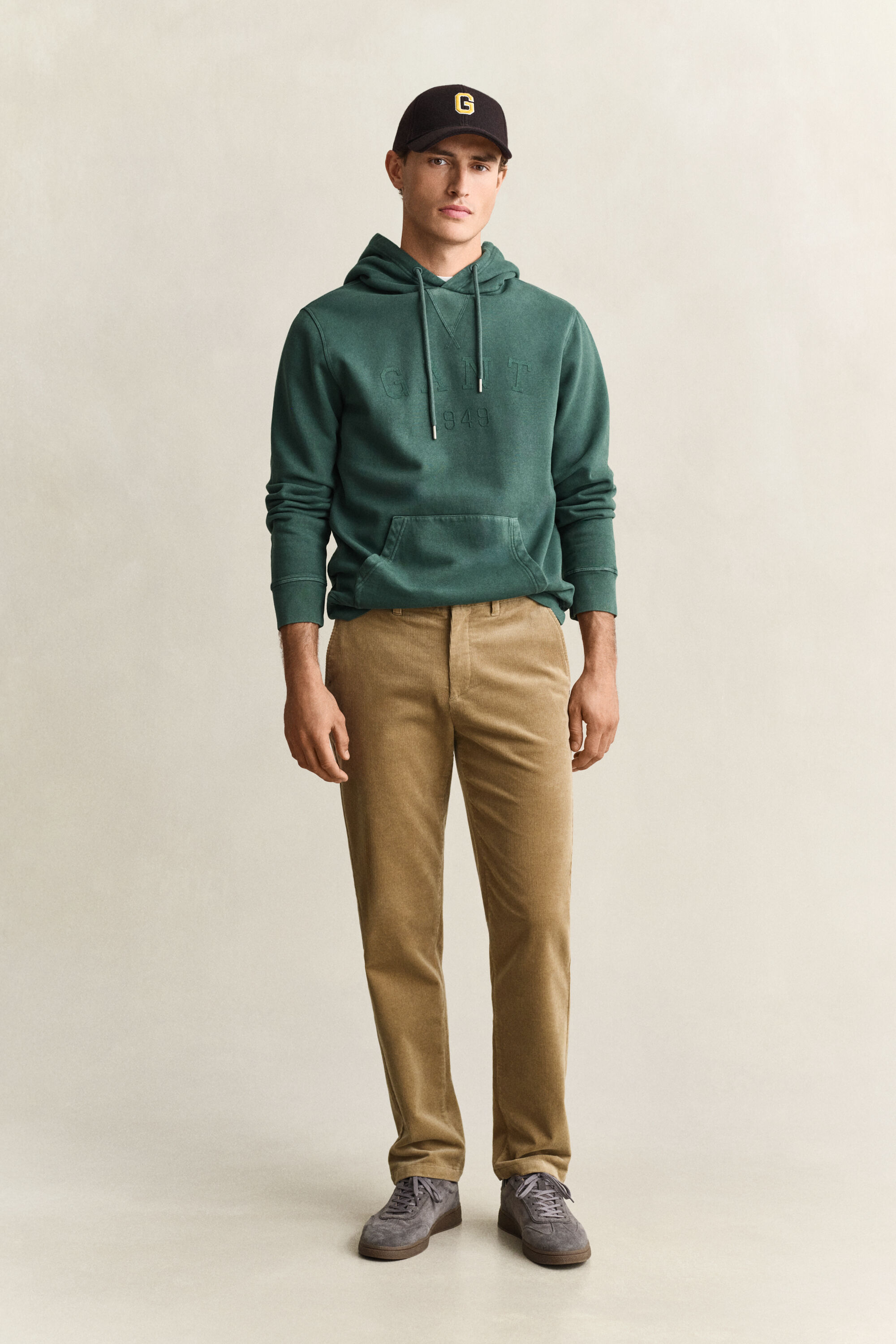 Pantaloni chino in velluto a coste regular