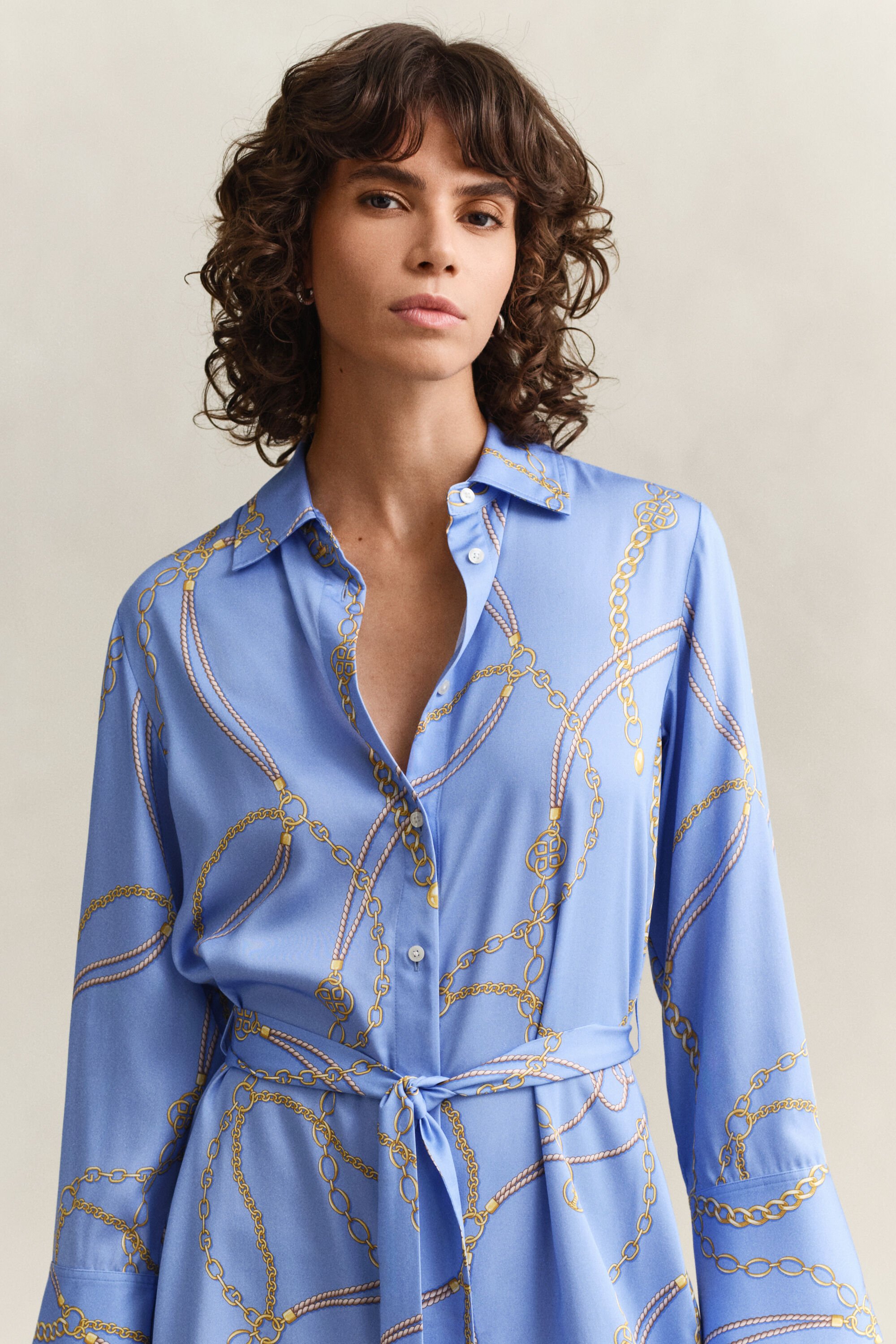 Abito chemisier con cintura