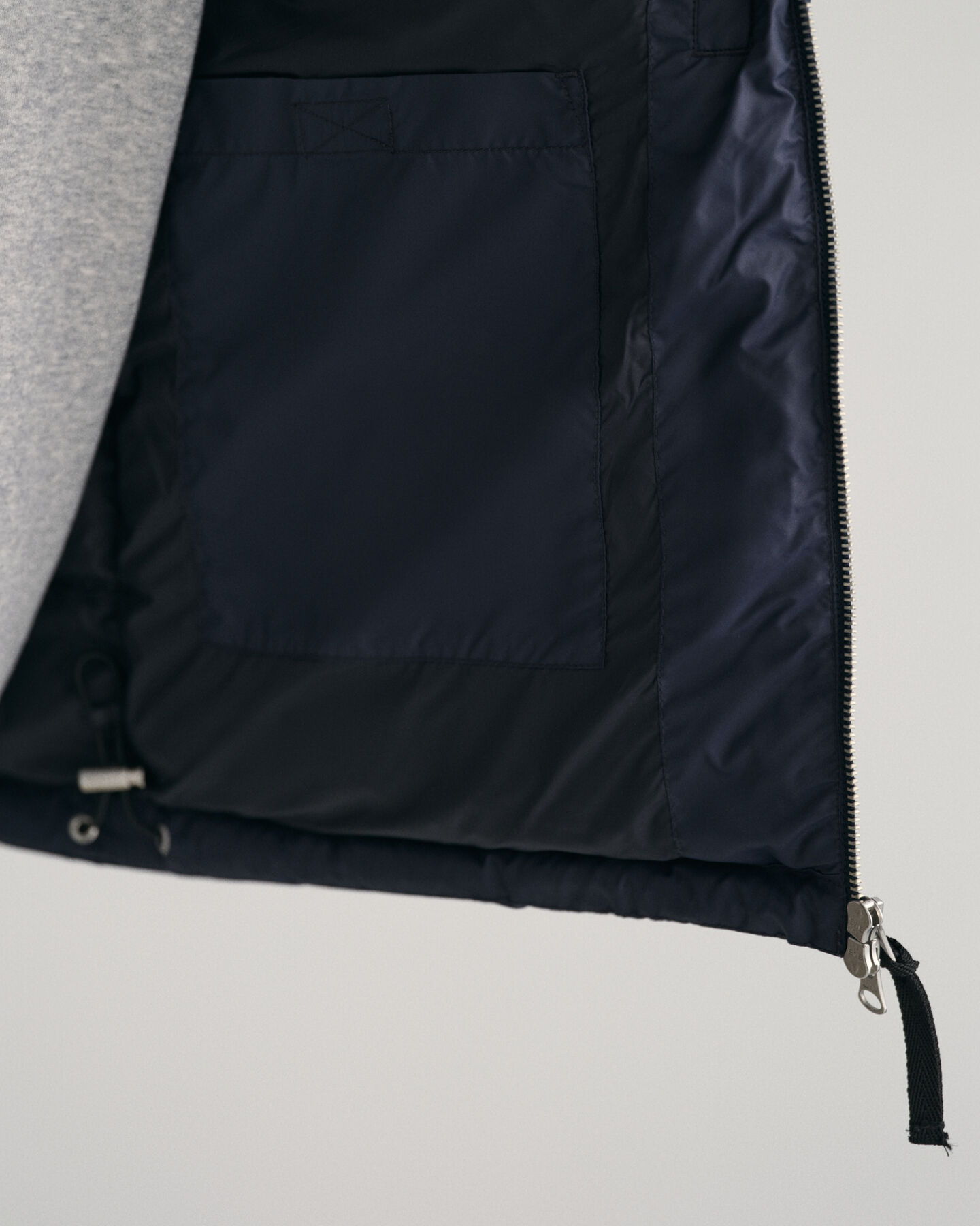 Piumino smanicato Active Cloud