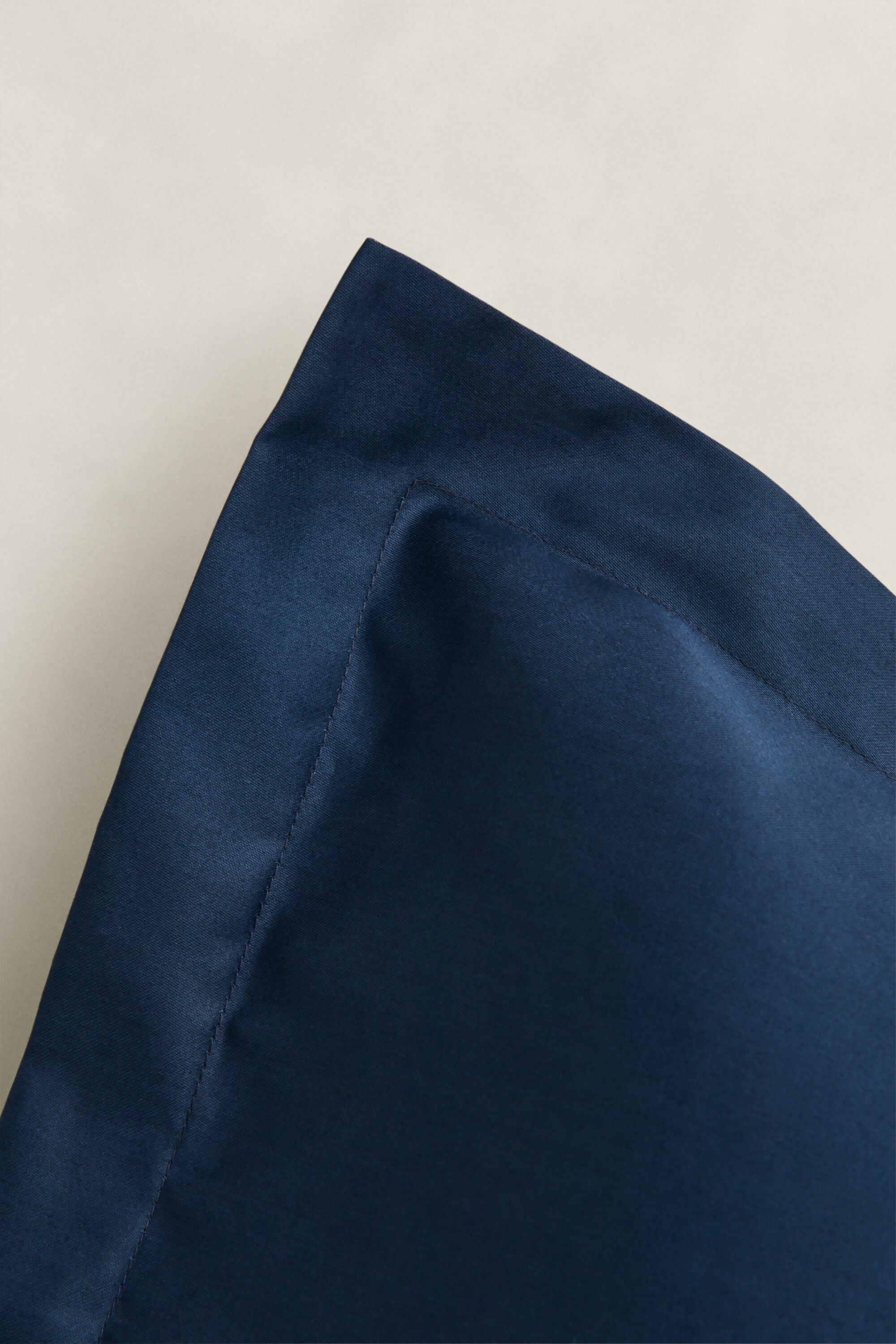 Federa Sateen