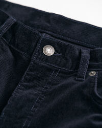 Jeans in velluto a coste slim fit