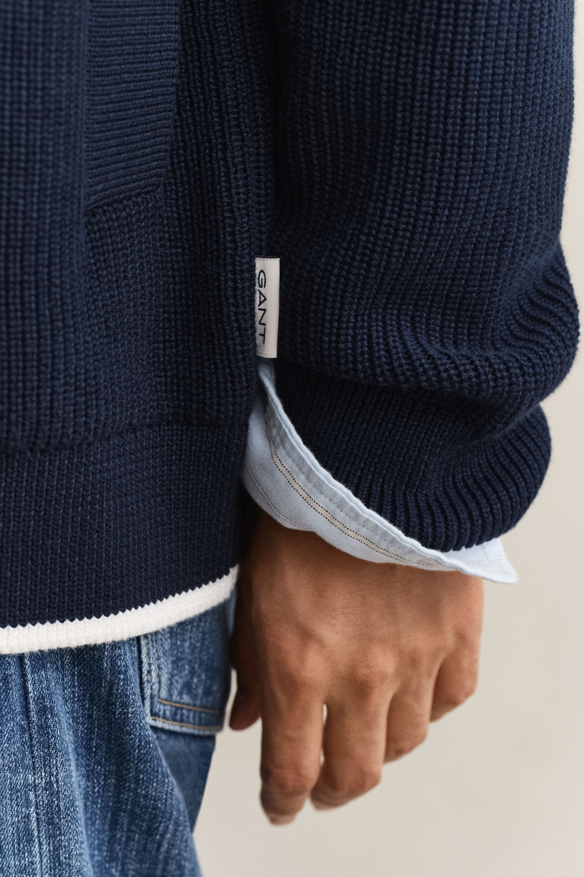 Cardigan a coste con bottoni