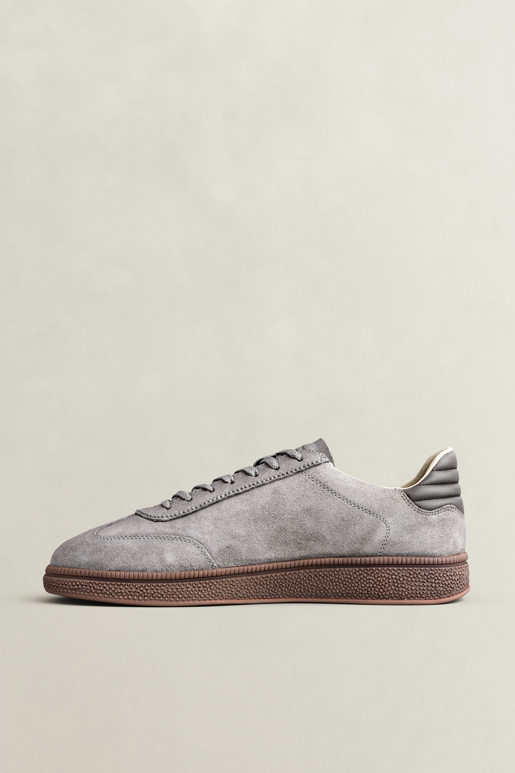 Sneakers Cuzmo in camoscio
