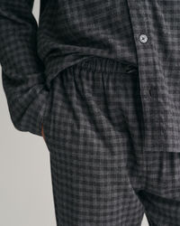 Confezione regalo con pigiama in flanella, pantaloni e camicia