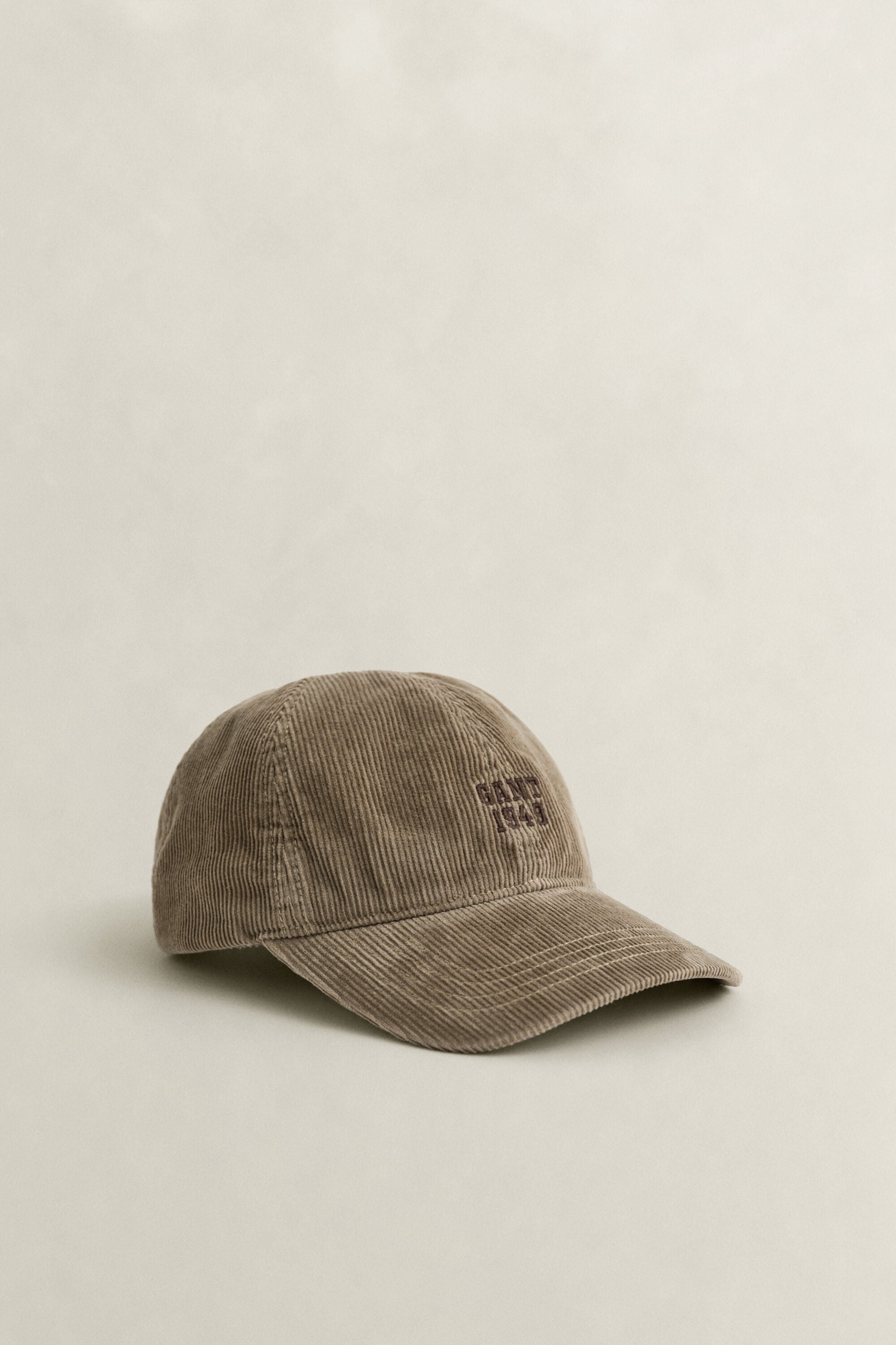 Cappellino in velluto a coste