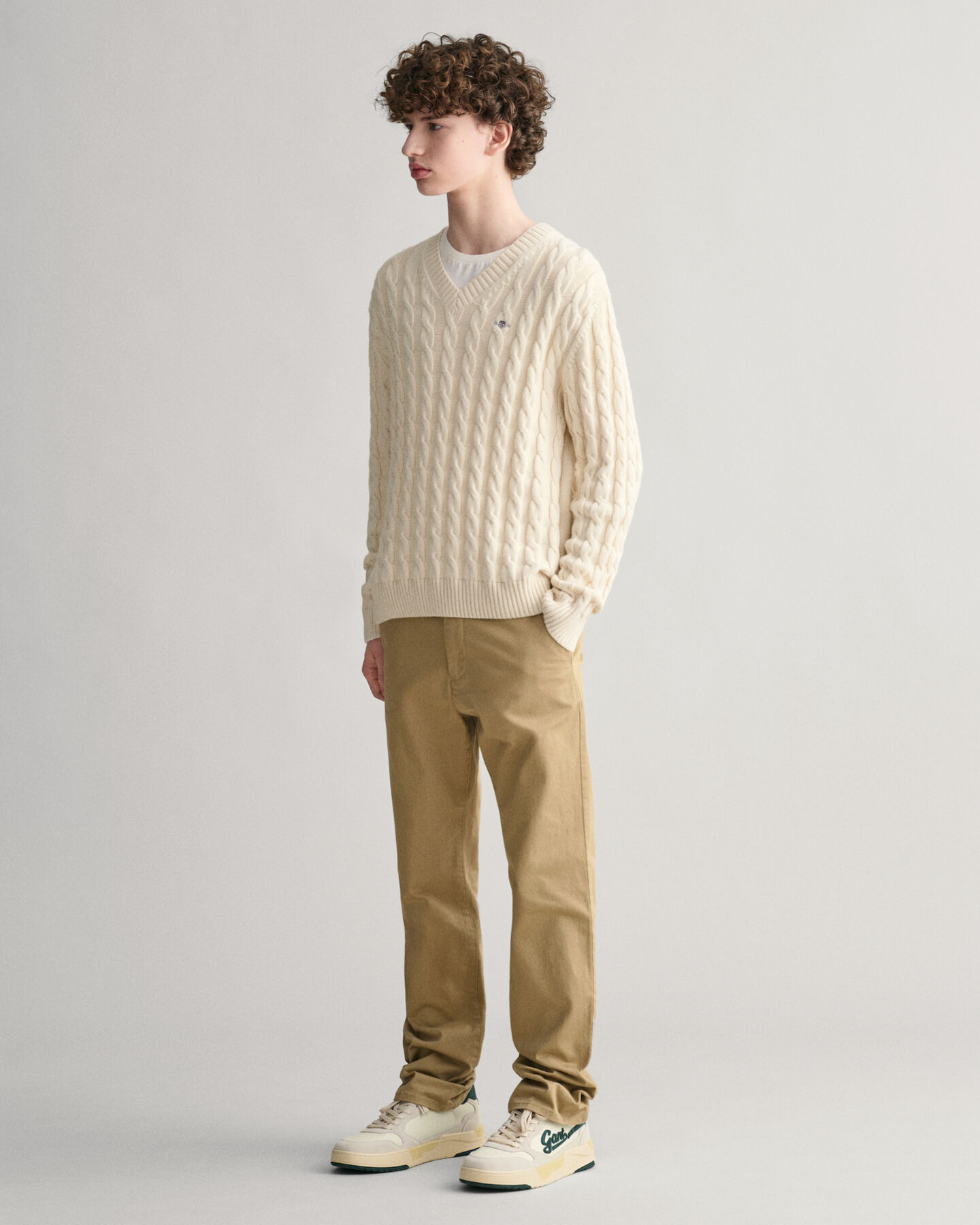 Maglia con scollo a V a trecce Shield Teens