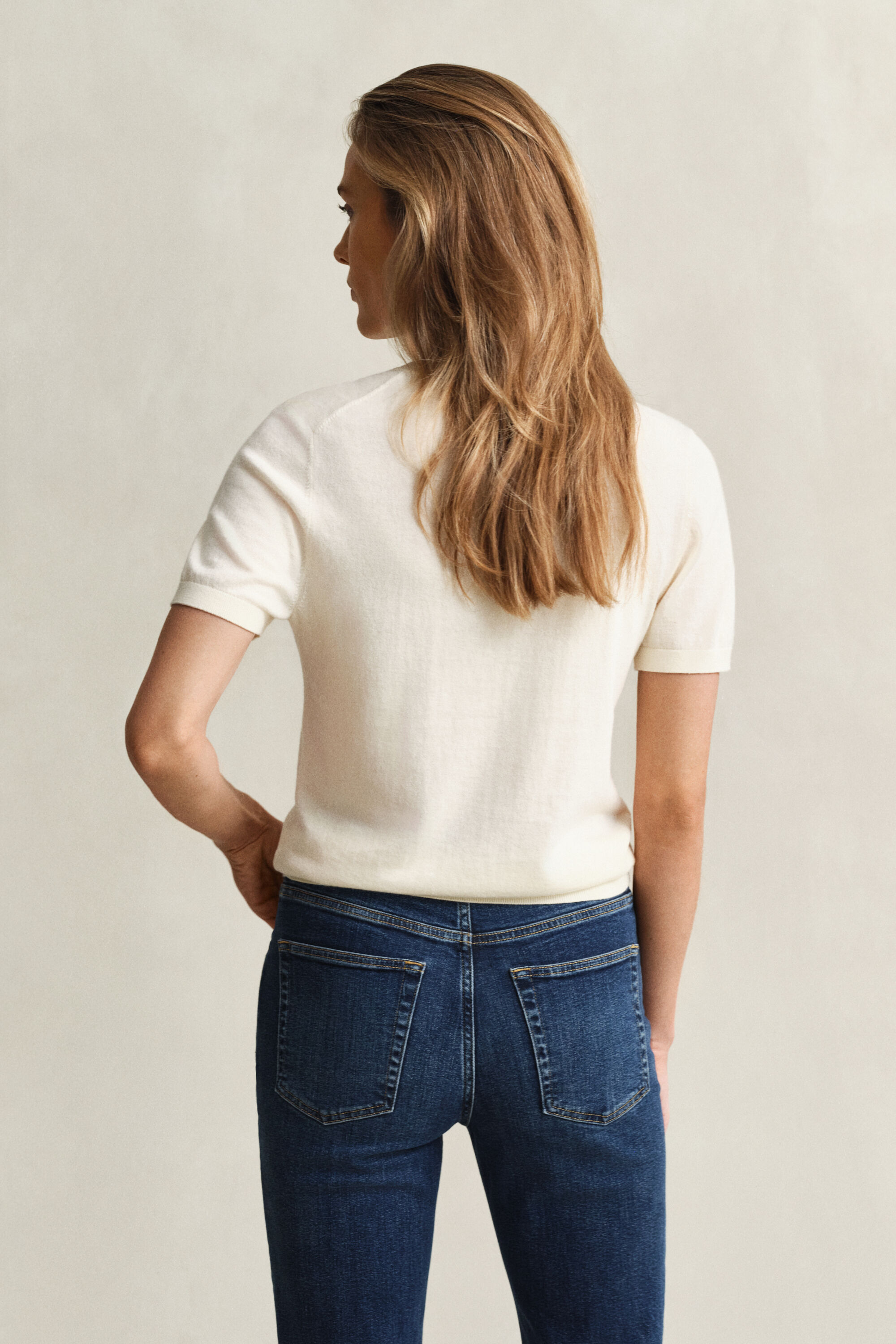 Maglia girocollo leggera a maniche corte