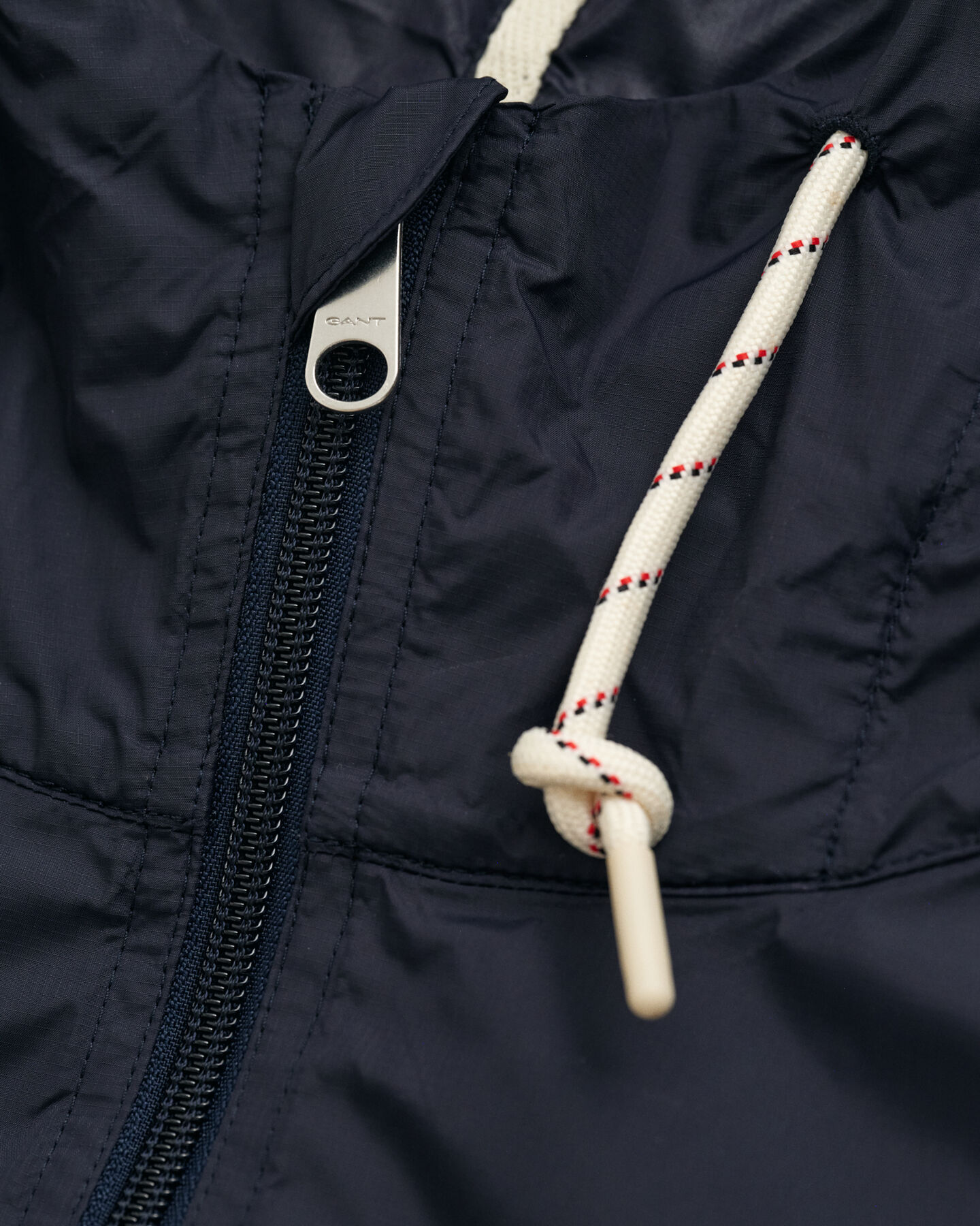 Windbreaker ripiegabile leggero
