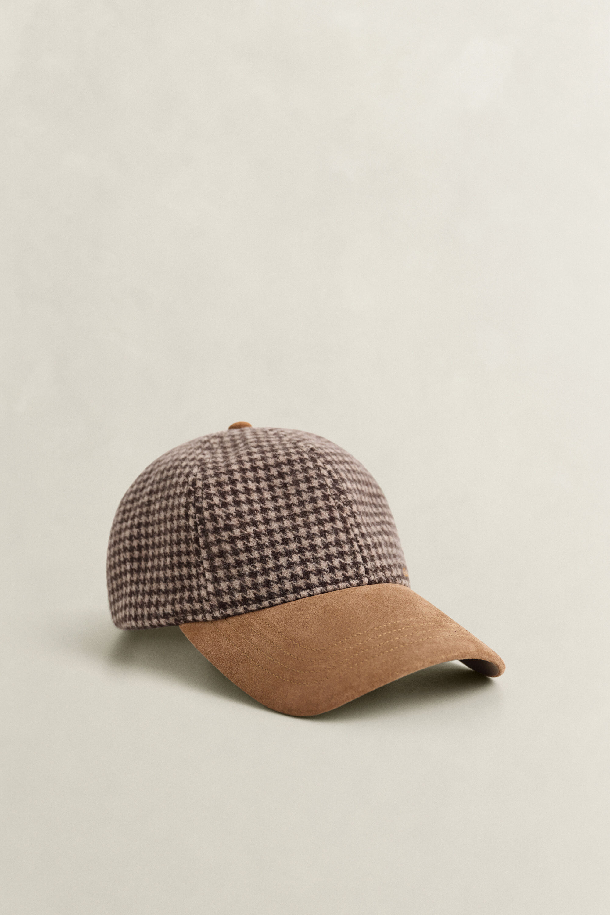Cappellino in lana a quadri