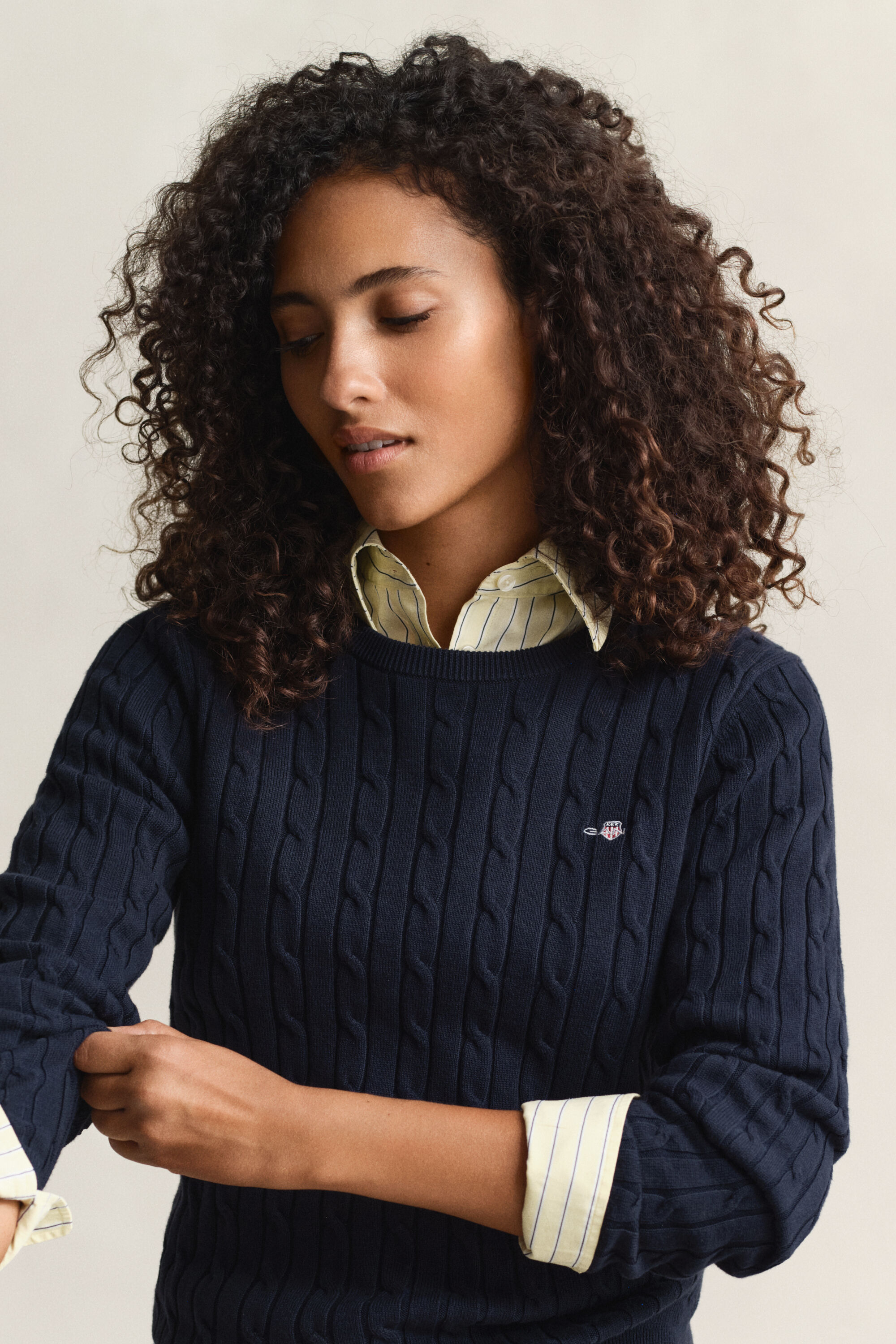 Maglia girocollo a trecce