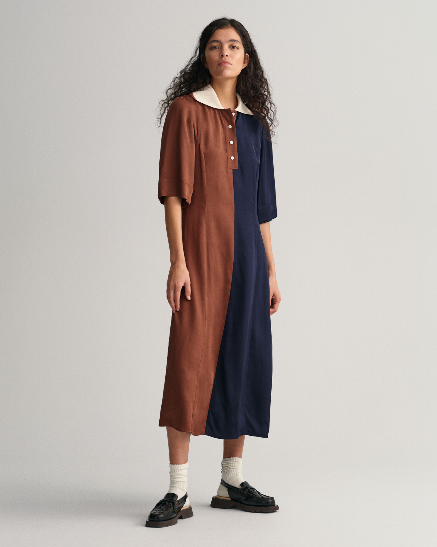 Abito rugger a maniche corte a blocchi di colore