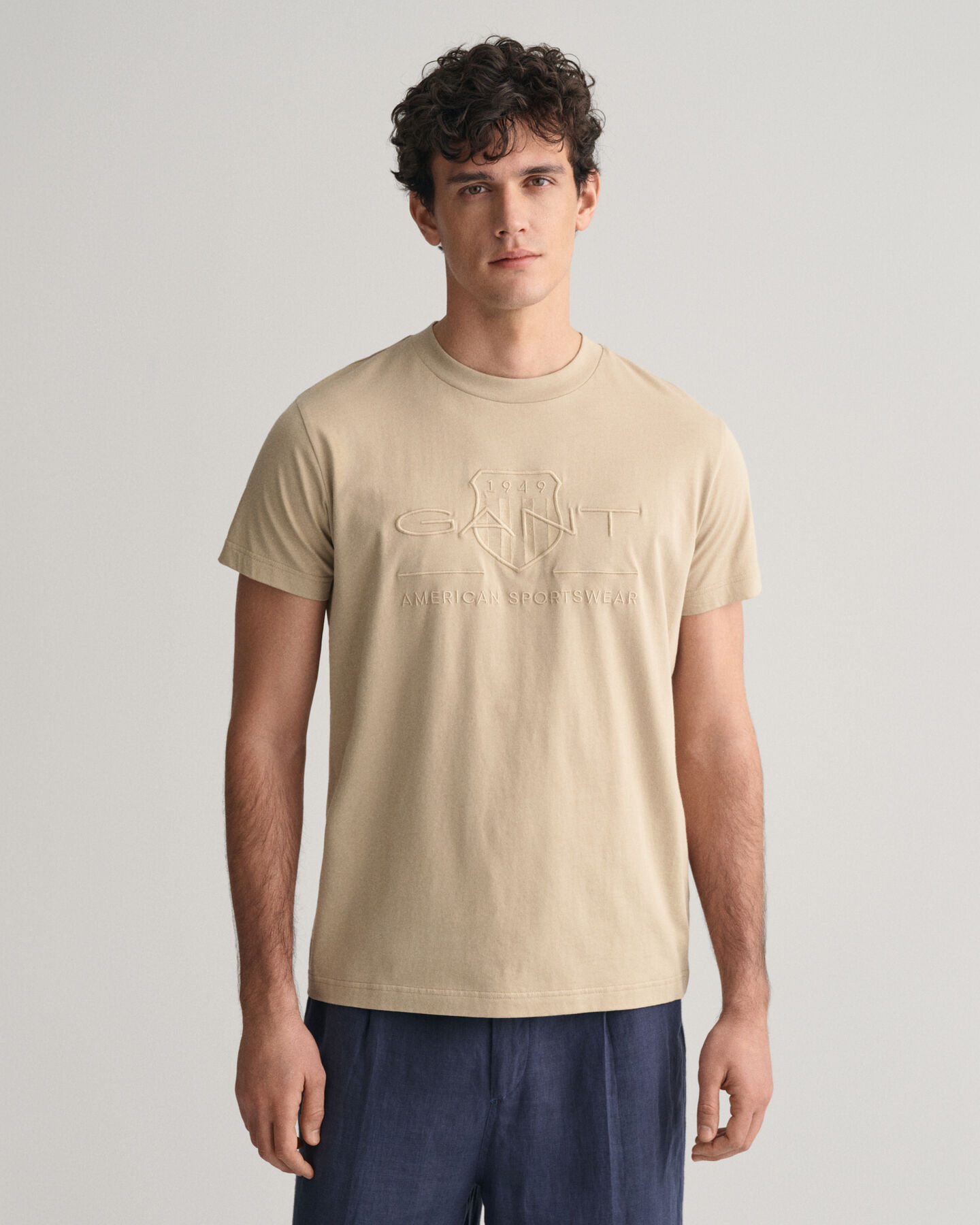 T-shirt Tonal Shield