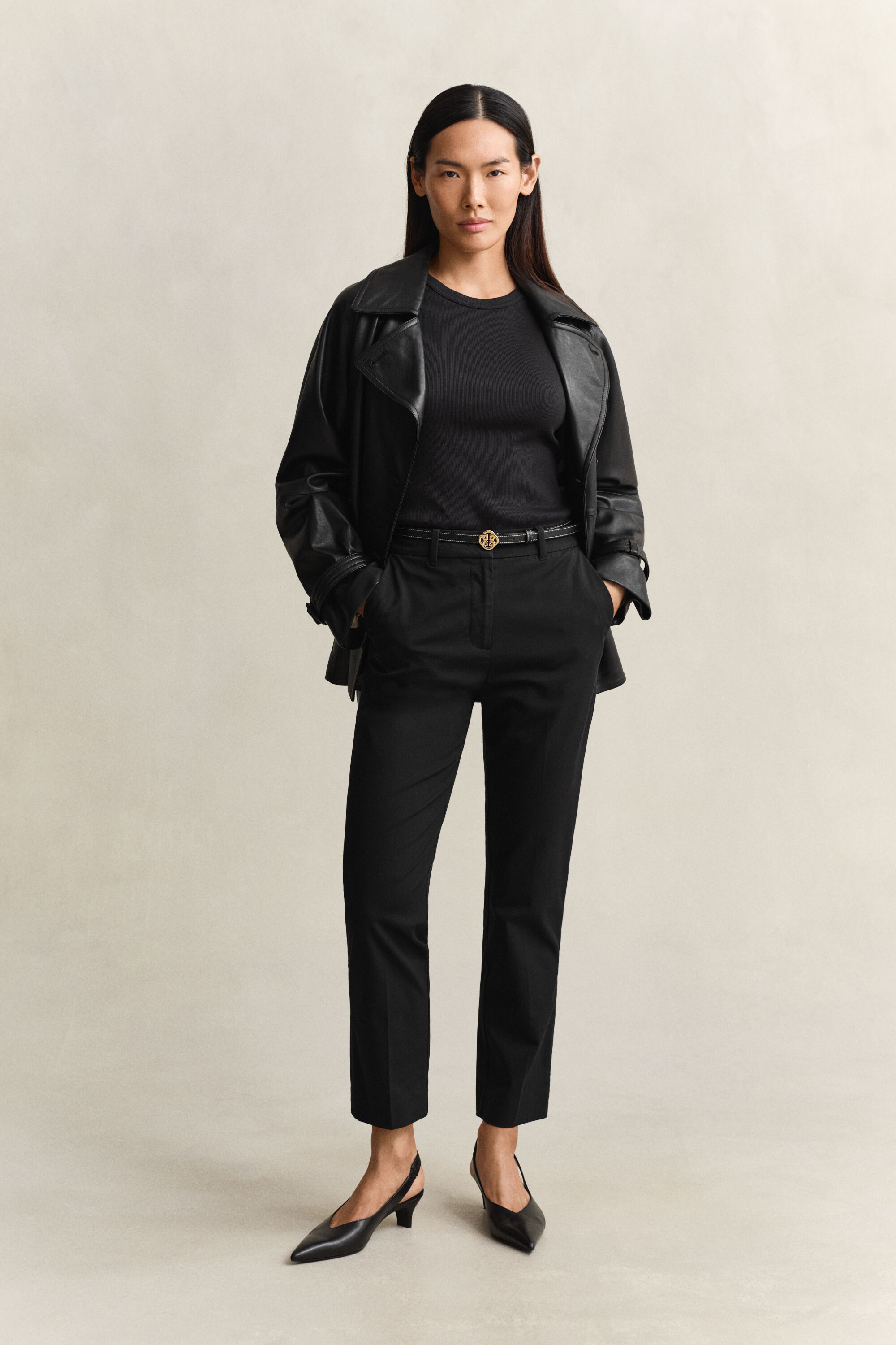 Pantaloni eleganti slim fit