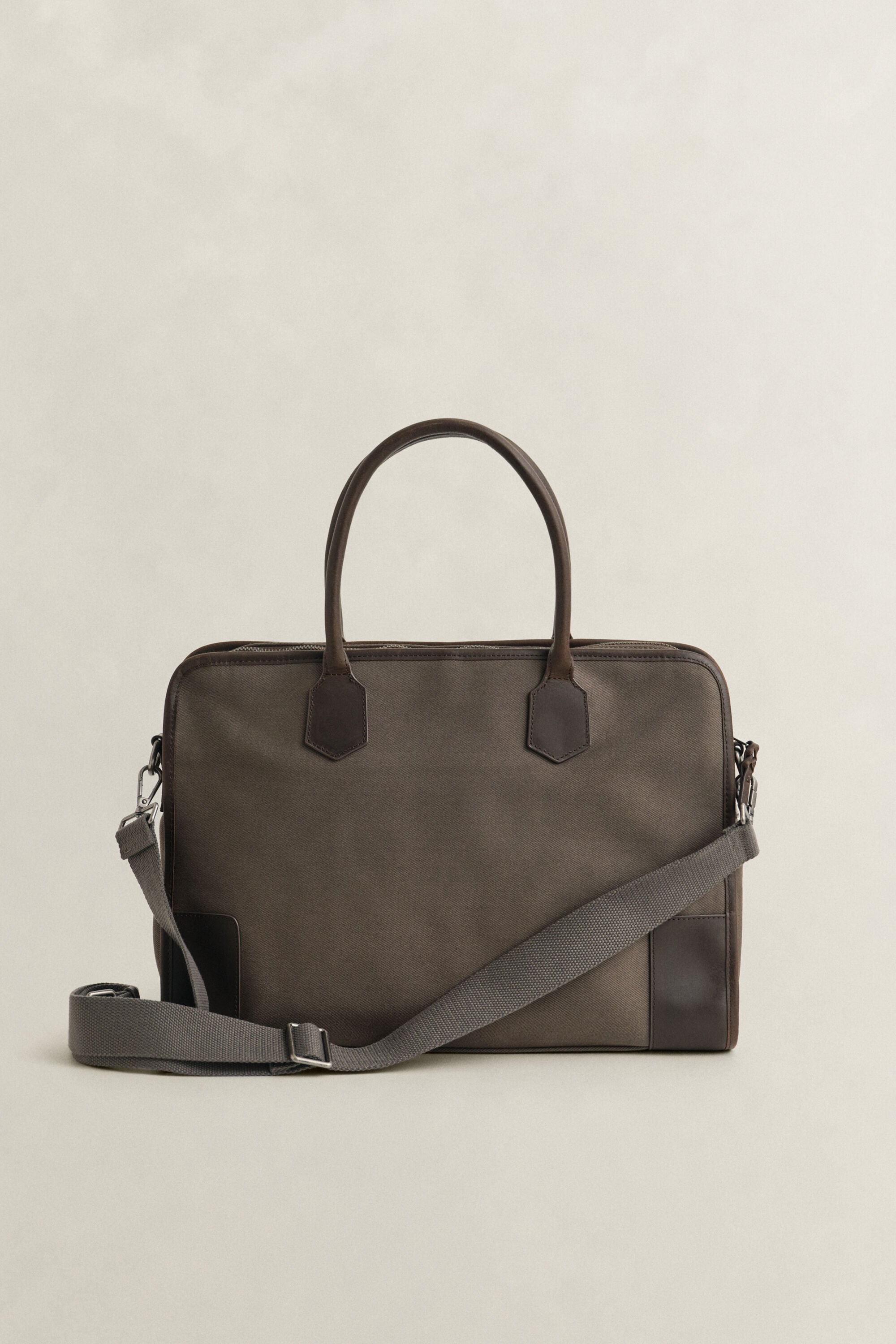 Borsa Commuter Premium