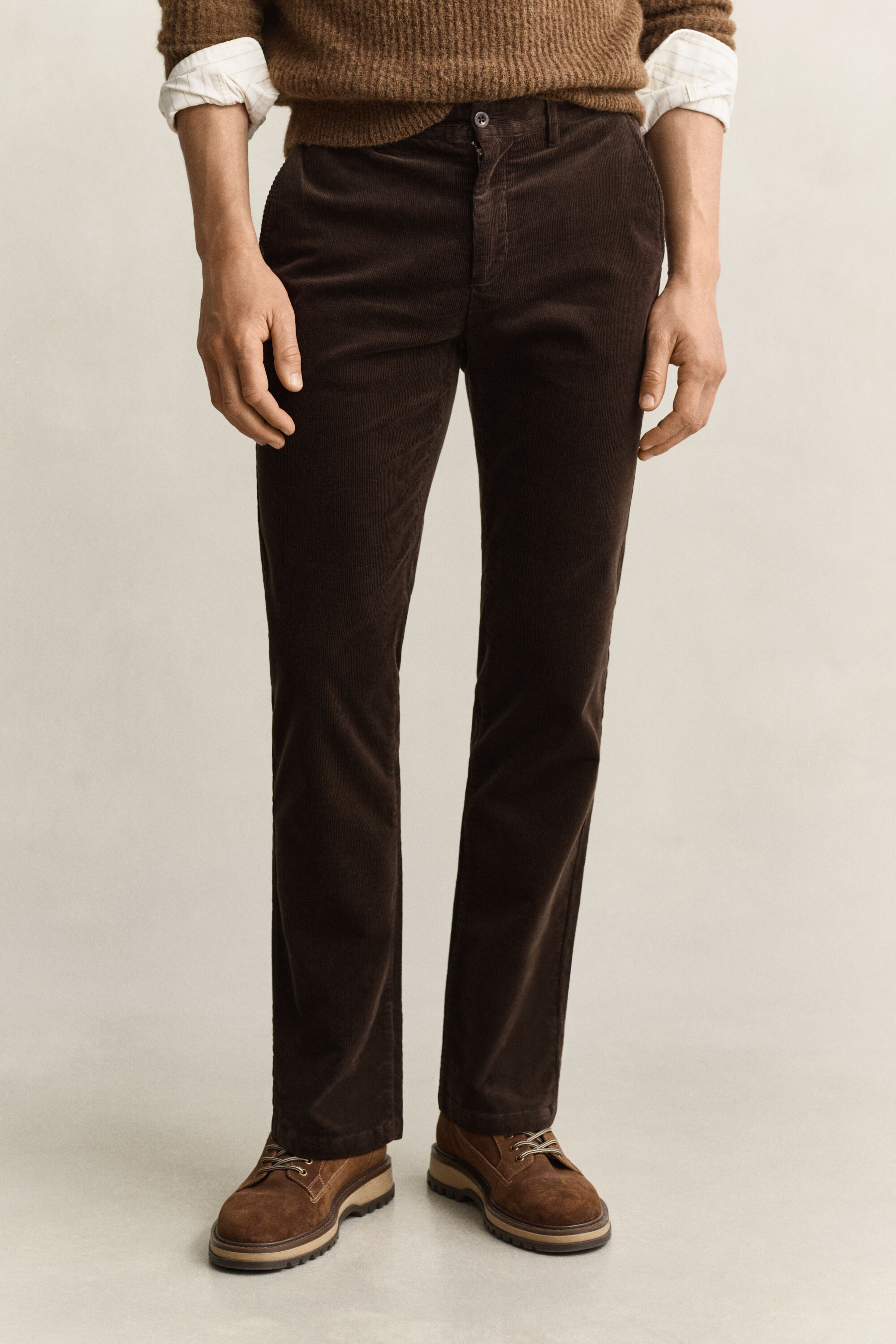 Pantaloni chino in velluto a coste regular