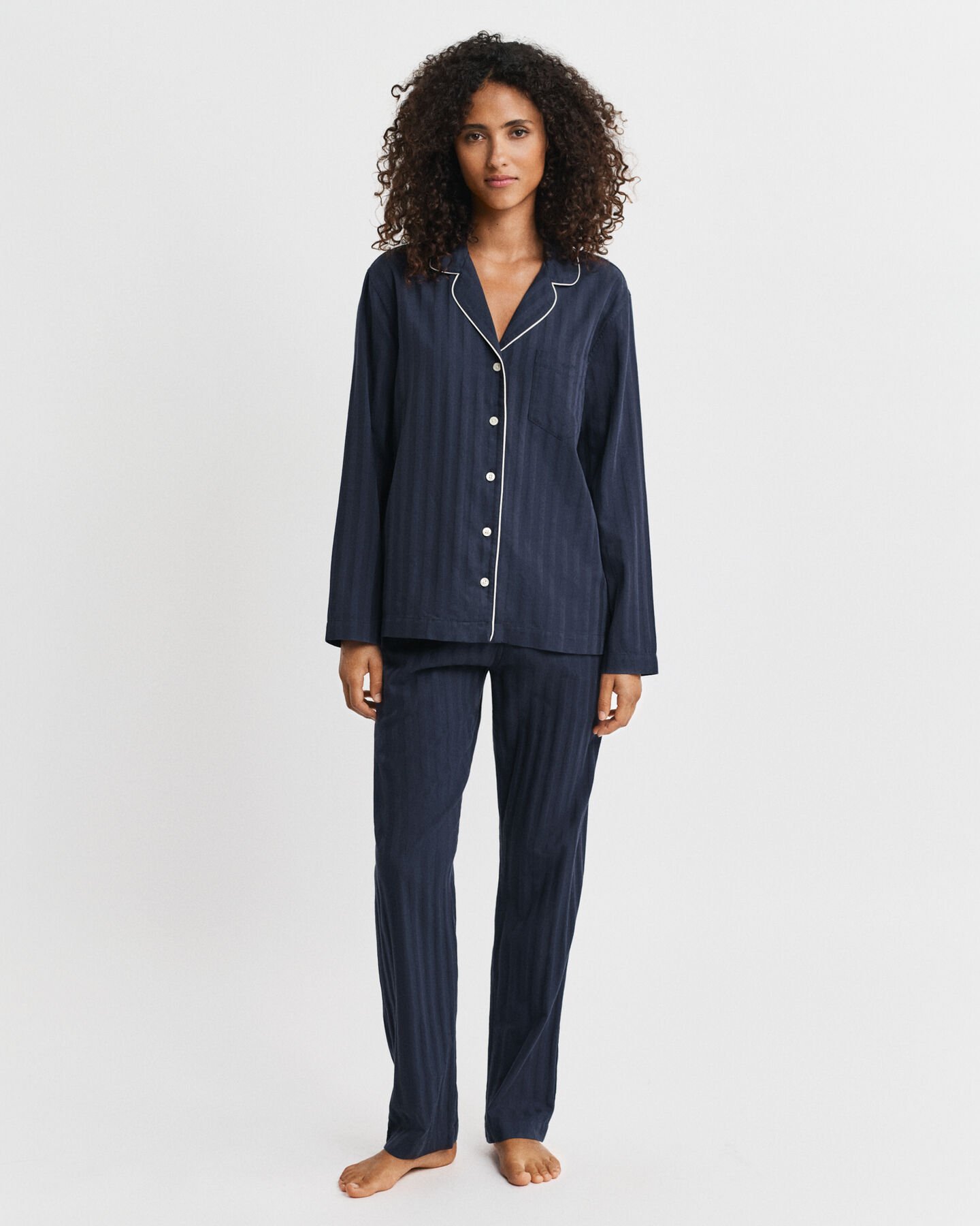 Confezione regalo di pigiama in raso a righe