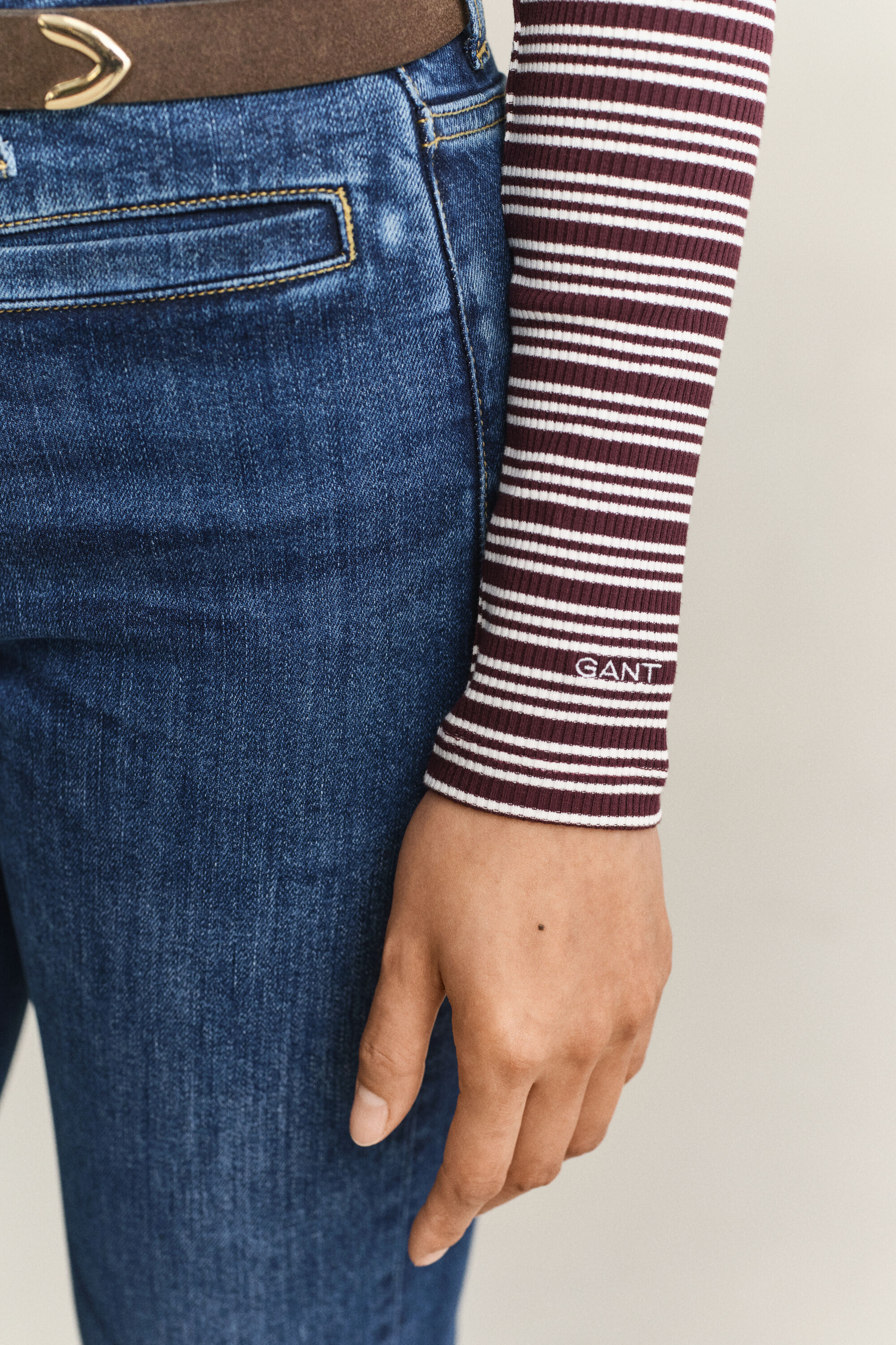 Maglia Henley a coste a maniche lunghe