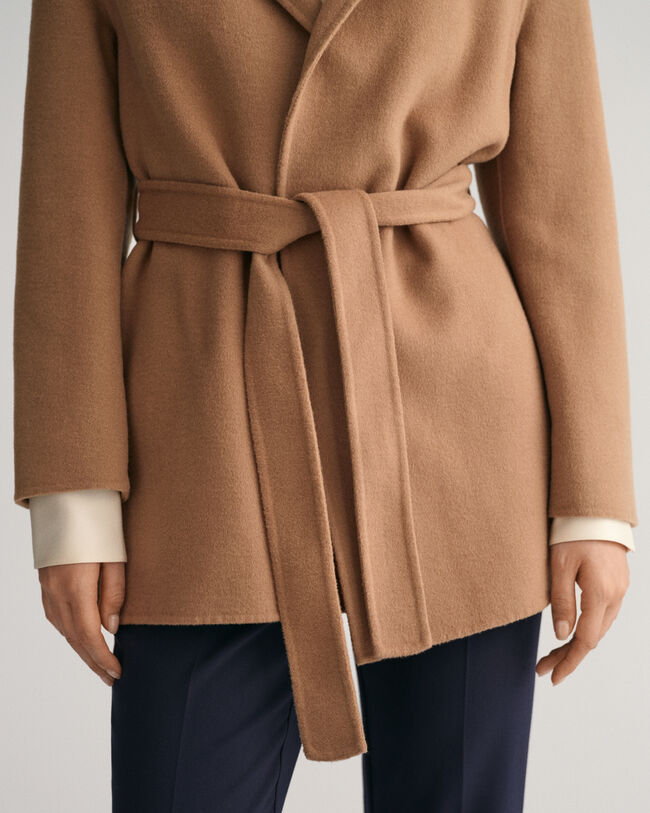 Blazer cucito a mano con cintura