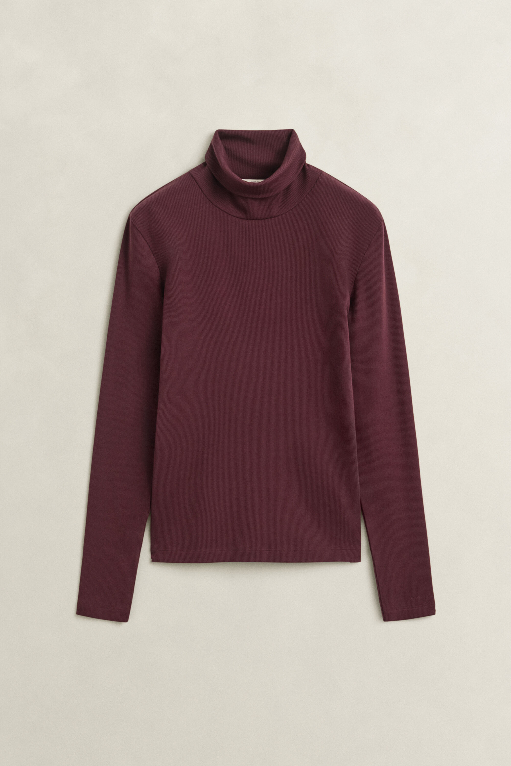 Maglia a collo alto a coste