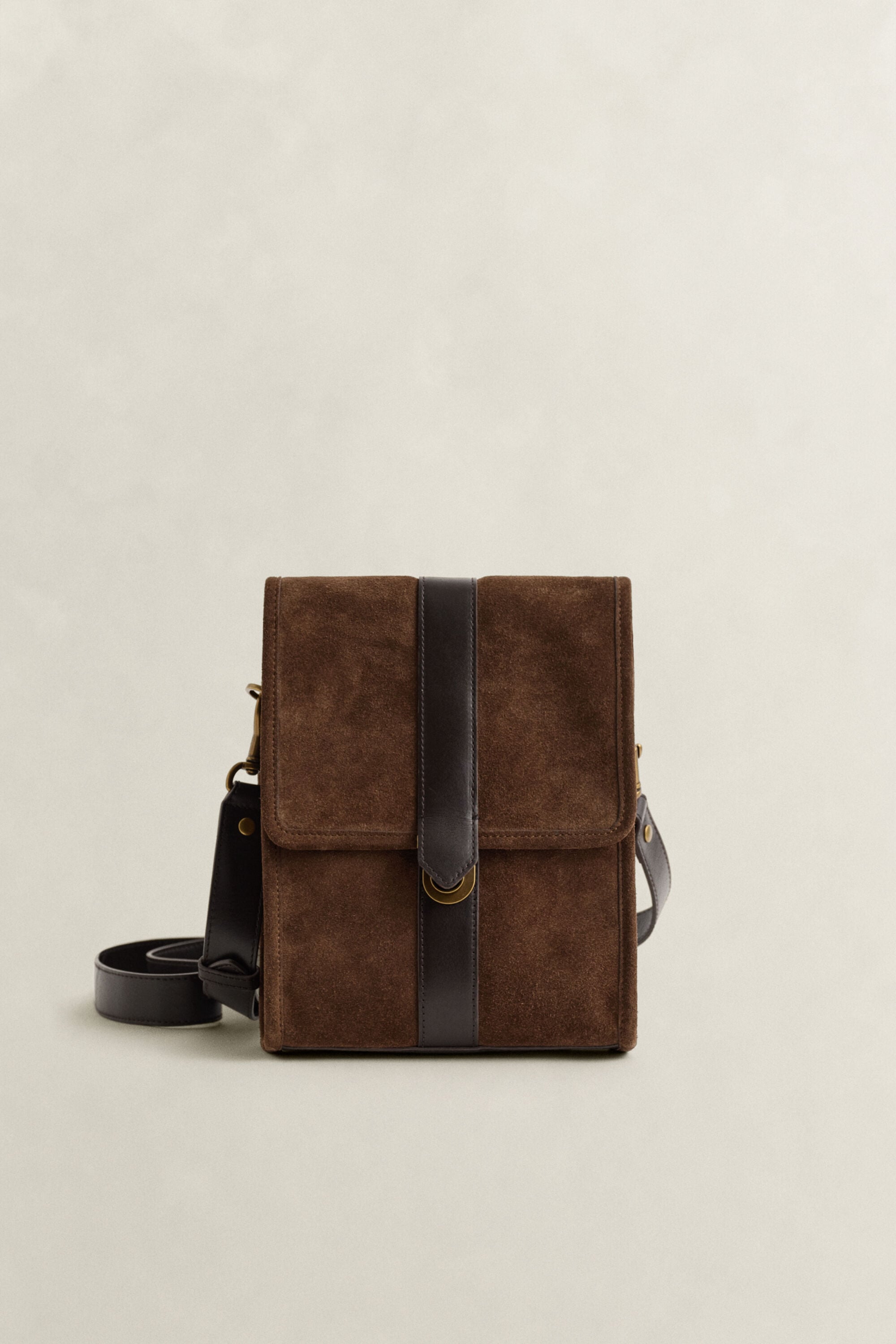 Borsa a spalla in camoscio
