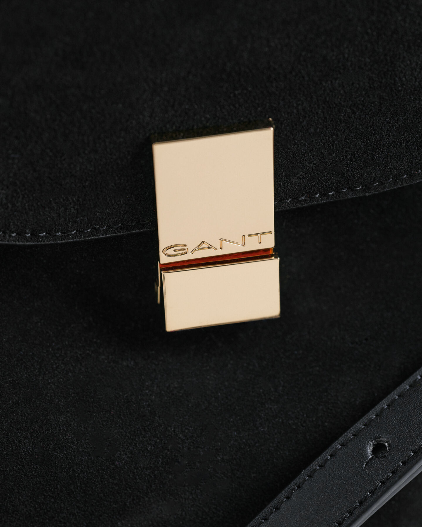 Borsa a secchiello in camoscio