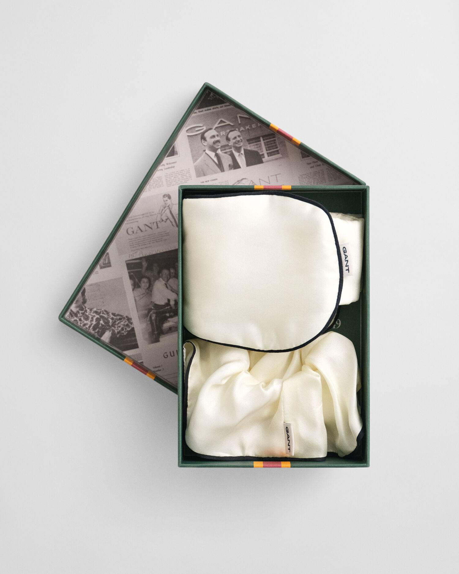 Set regalo con mascherina da notte in seta e fermacoda