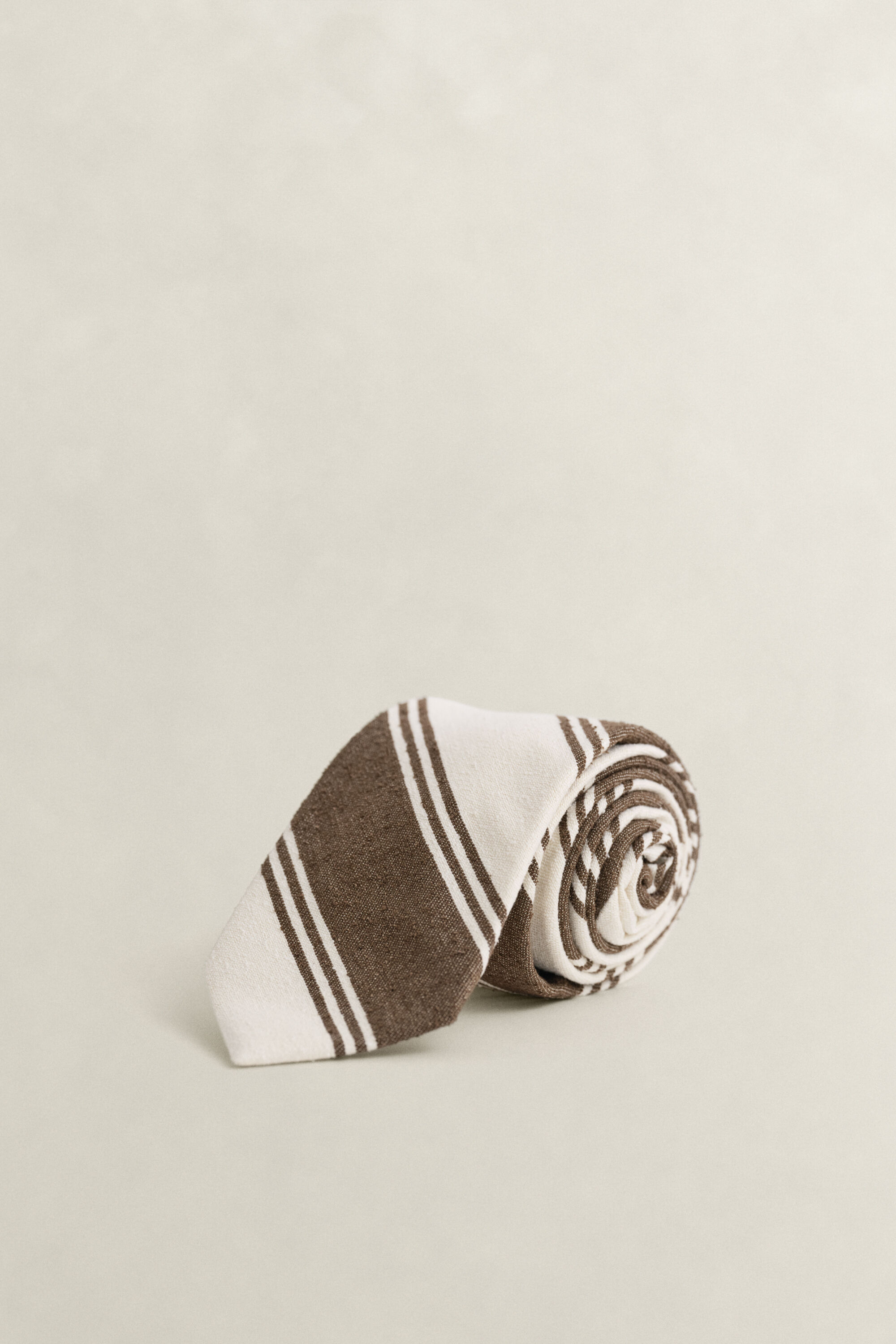 Cravatta in seta naturale