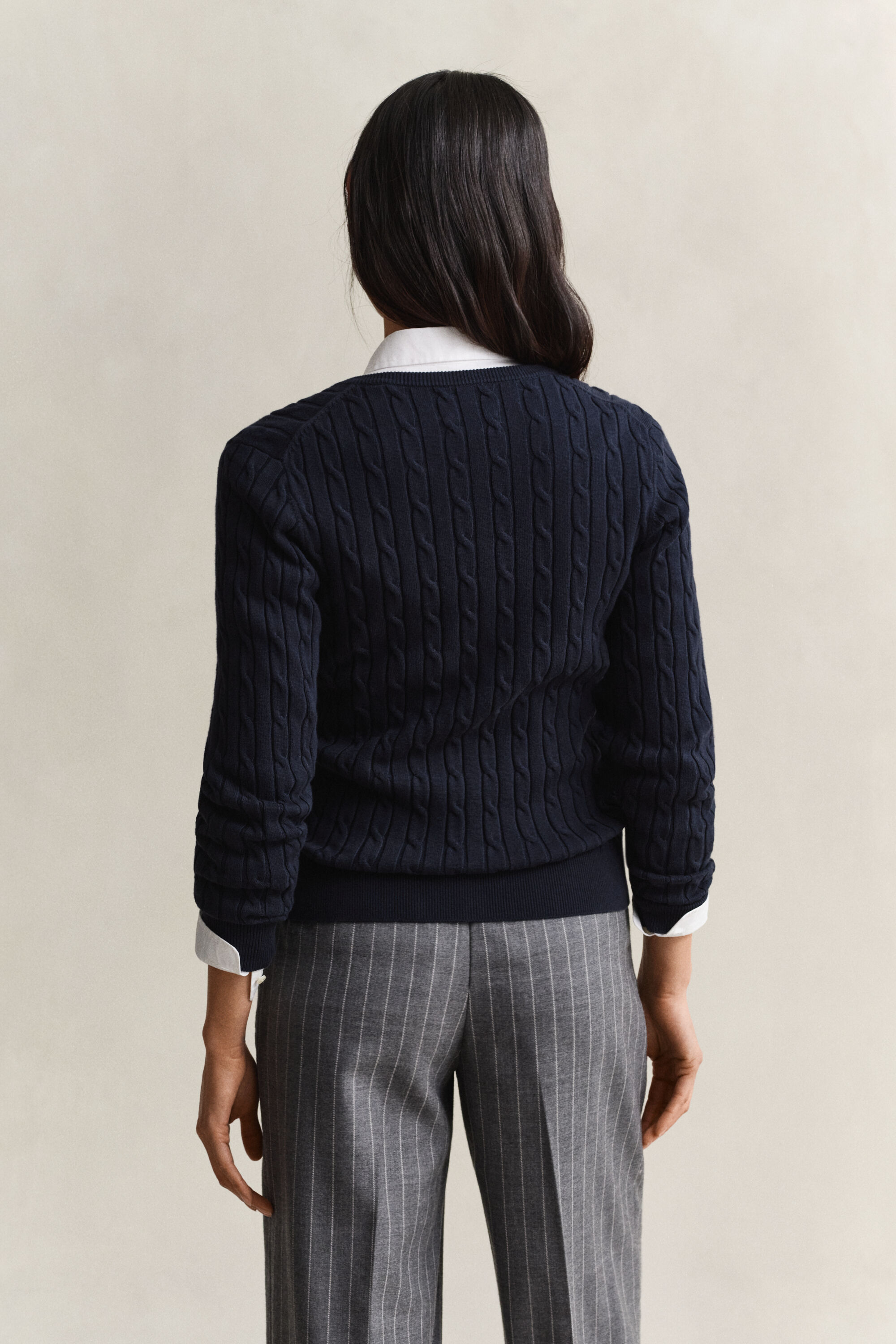 Cardigan in maglia con lavorazione a trecce