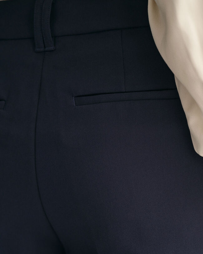 Pantaloni eleganti svasati slim fit