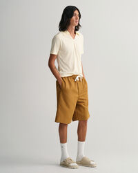 Polo in piqu&eacute; ispirata agli anni &lsquo;70