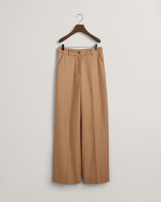 Pantaloni a gamba dritta e vita alta