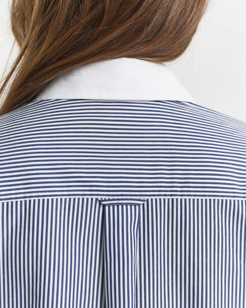 Camicia a righe con colletto a contrasto oversize